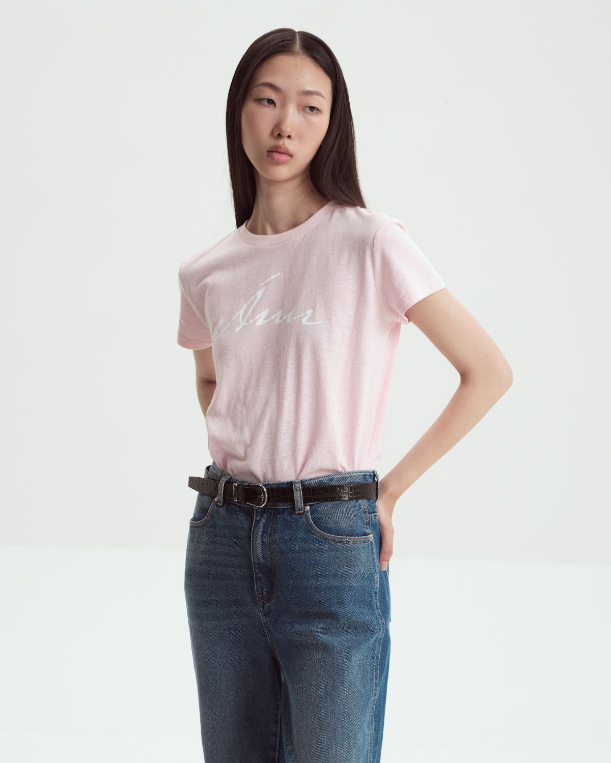 The Bleu Standard - AMR Hand Writing Logo Hemp Slim-fit T-Shirt in Powder Pink