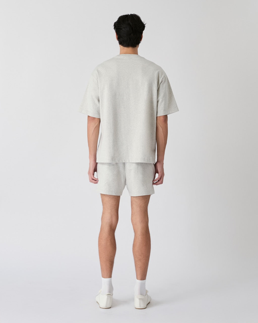 Decouvrir- French Terry AMR Logo T-Shirt in Light Grey