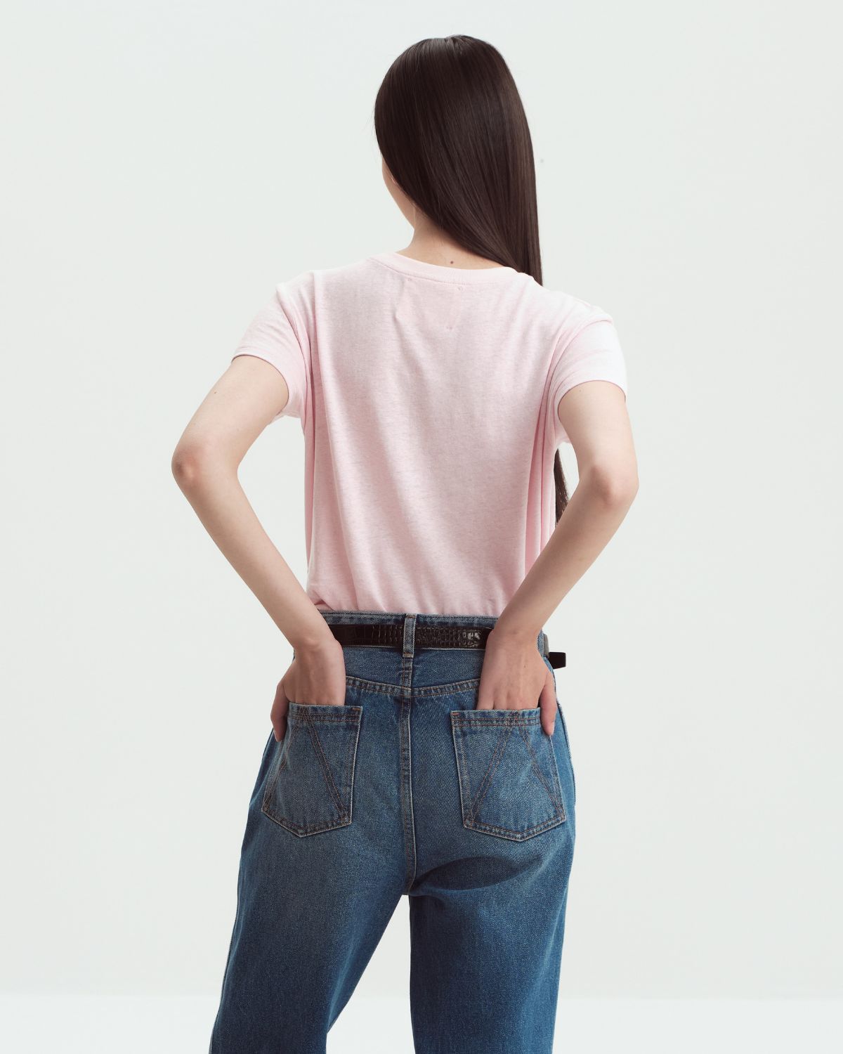 The Bleu Standard - AMR Hand Writing Logo Hemp Slim-fit T-Shirt in Powder Pink