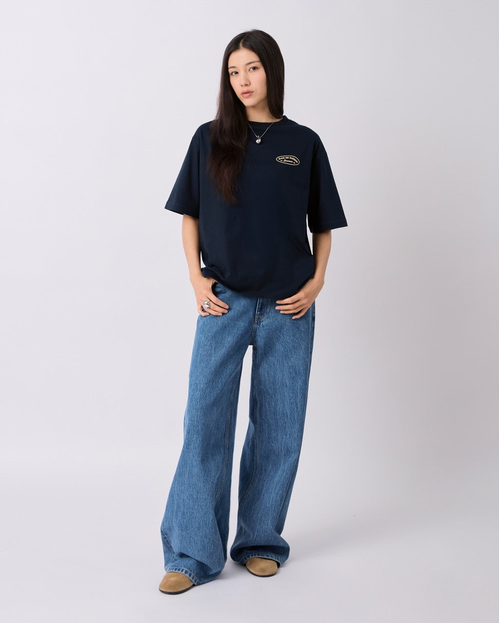 AMR DE SAISON - AMR Souvenir T-Shirt in Navy