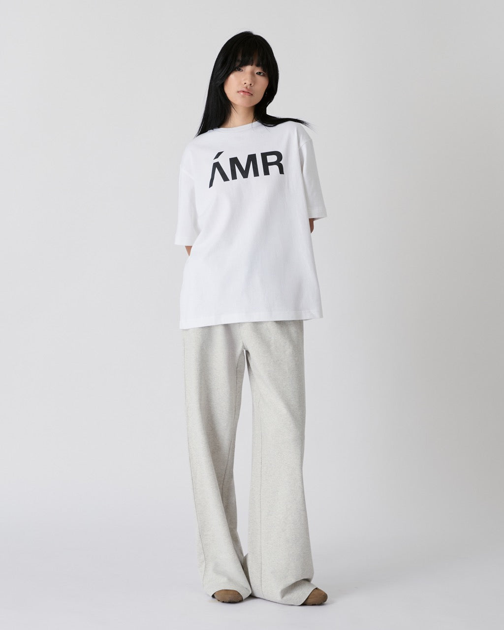 Decouvrir - AMR Logo T-Shirt in White