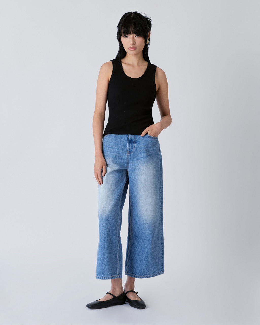 Découvrir - Scoop Neck Rib Tank in Black