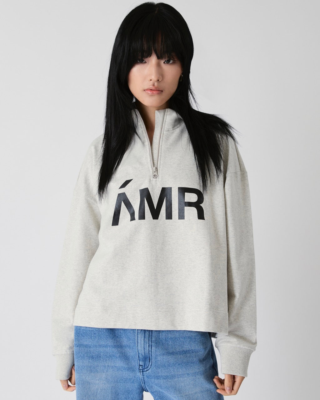 Découvrir - AMR Logo Zip Collar Sweater in Light Grey