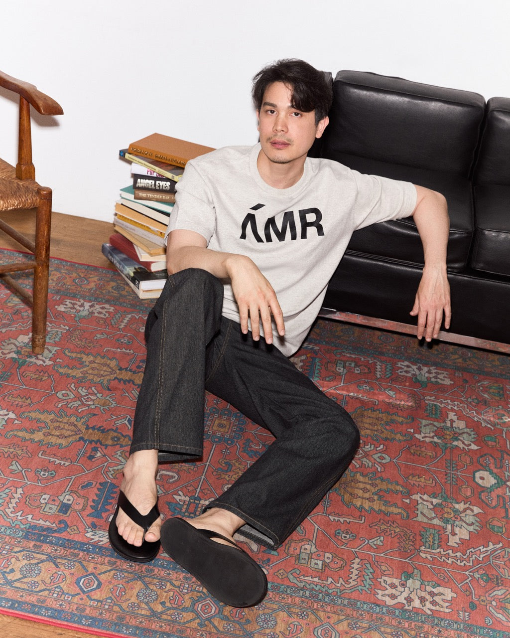 Decouvrir- French Terry AMR Logo T-Shirt in Light Grey