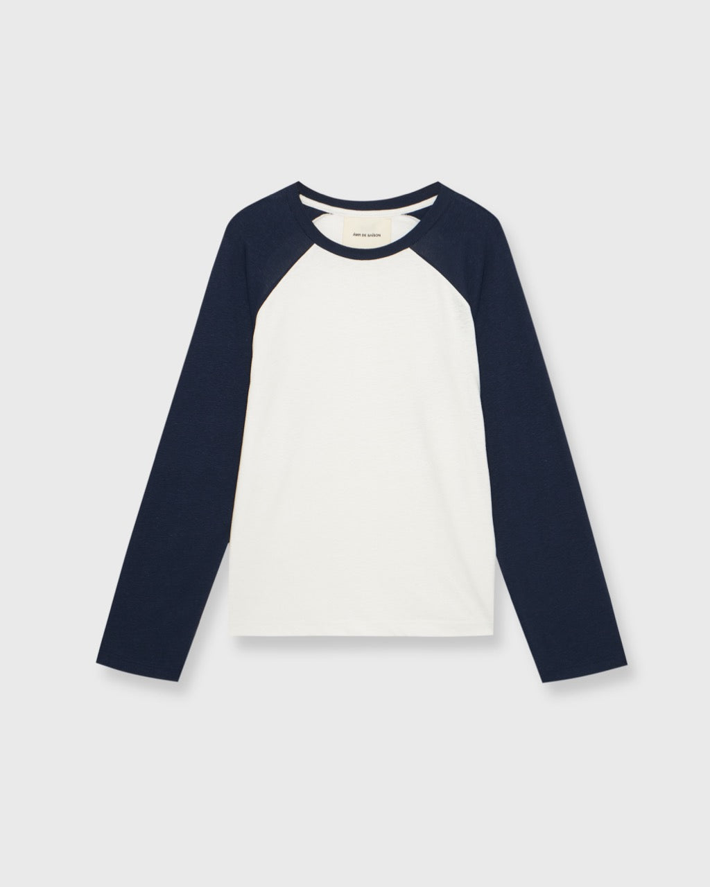Wadrobe II - AMR Cotton Slub Raglan Long Sleeve T-Shirt in White/Navy Blue