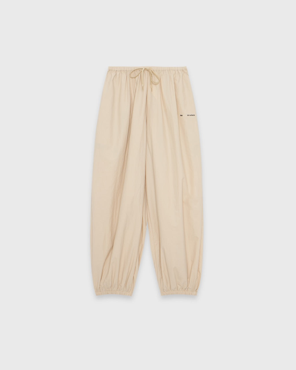 Athleisure Athletic Club - AMR Lightweight Takeaway Track Pant in Cream