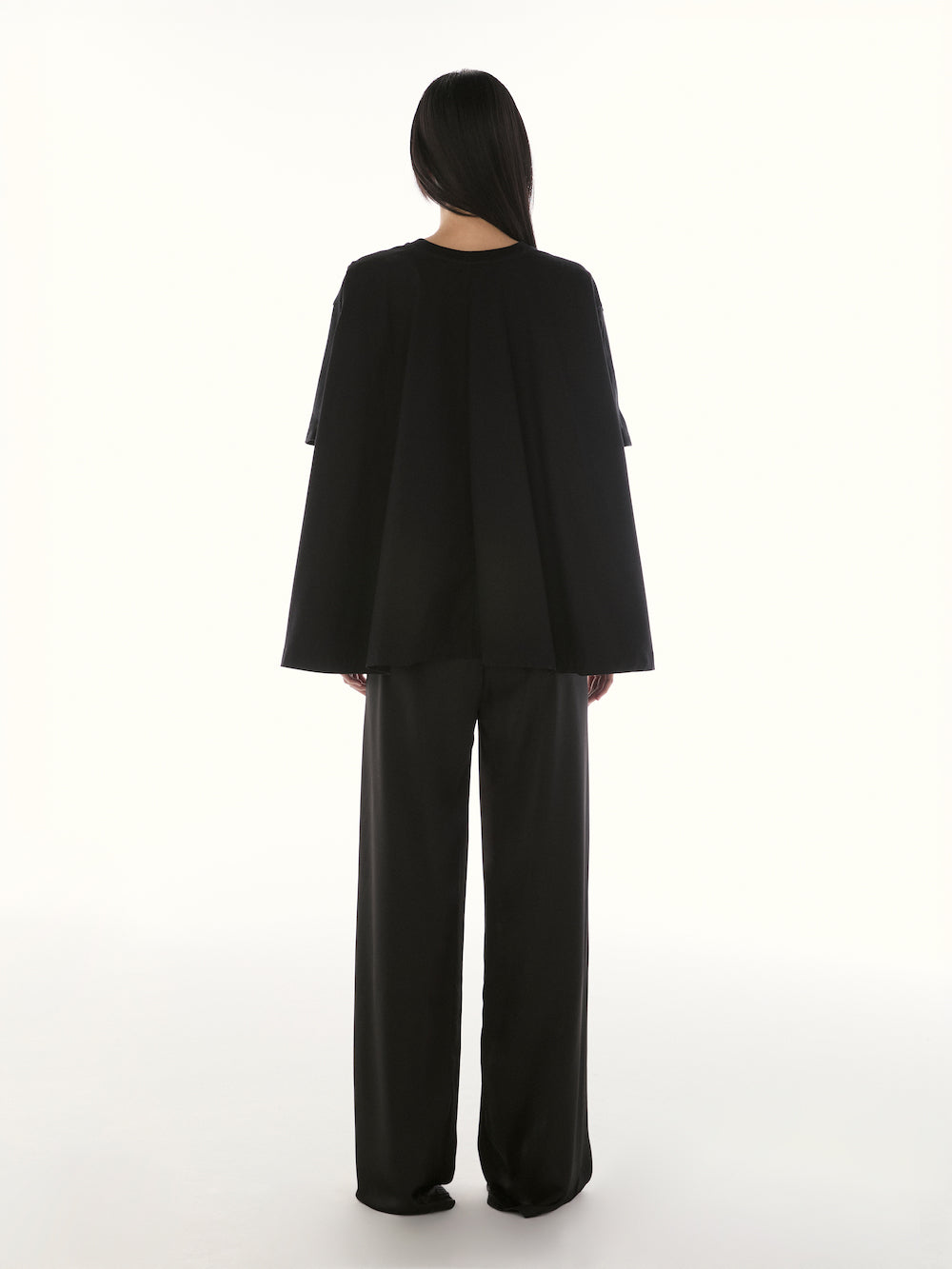 Le Fauve - AMR Back Pleated T-Shirt in Black
