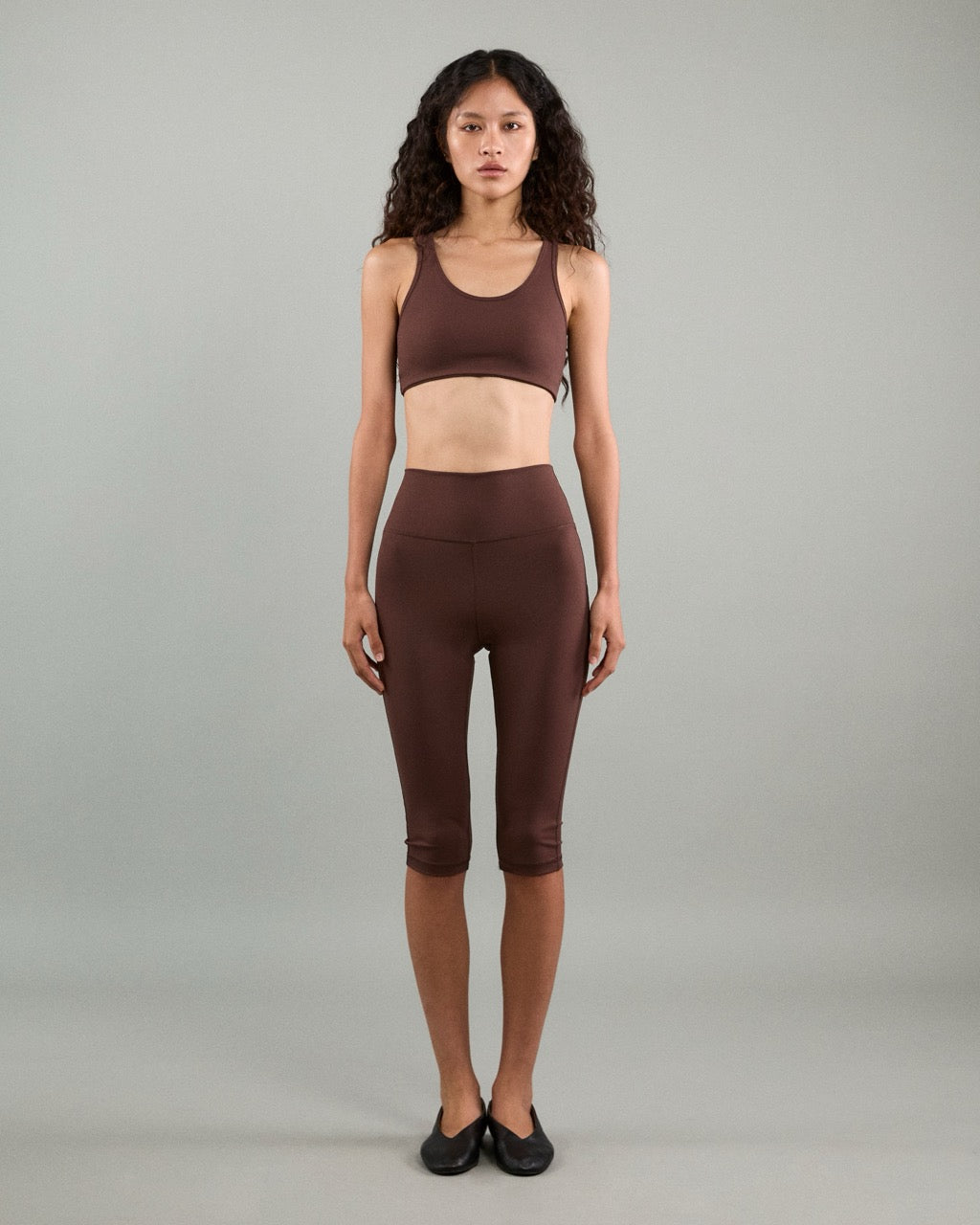 Athleisure Athletic Club - AMR Active High-Waist Iconic 90's Capri in Brown