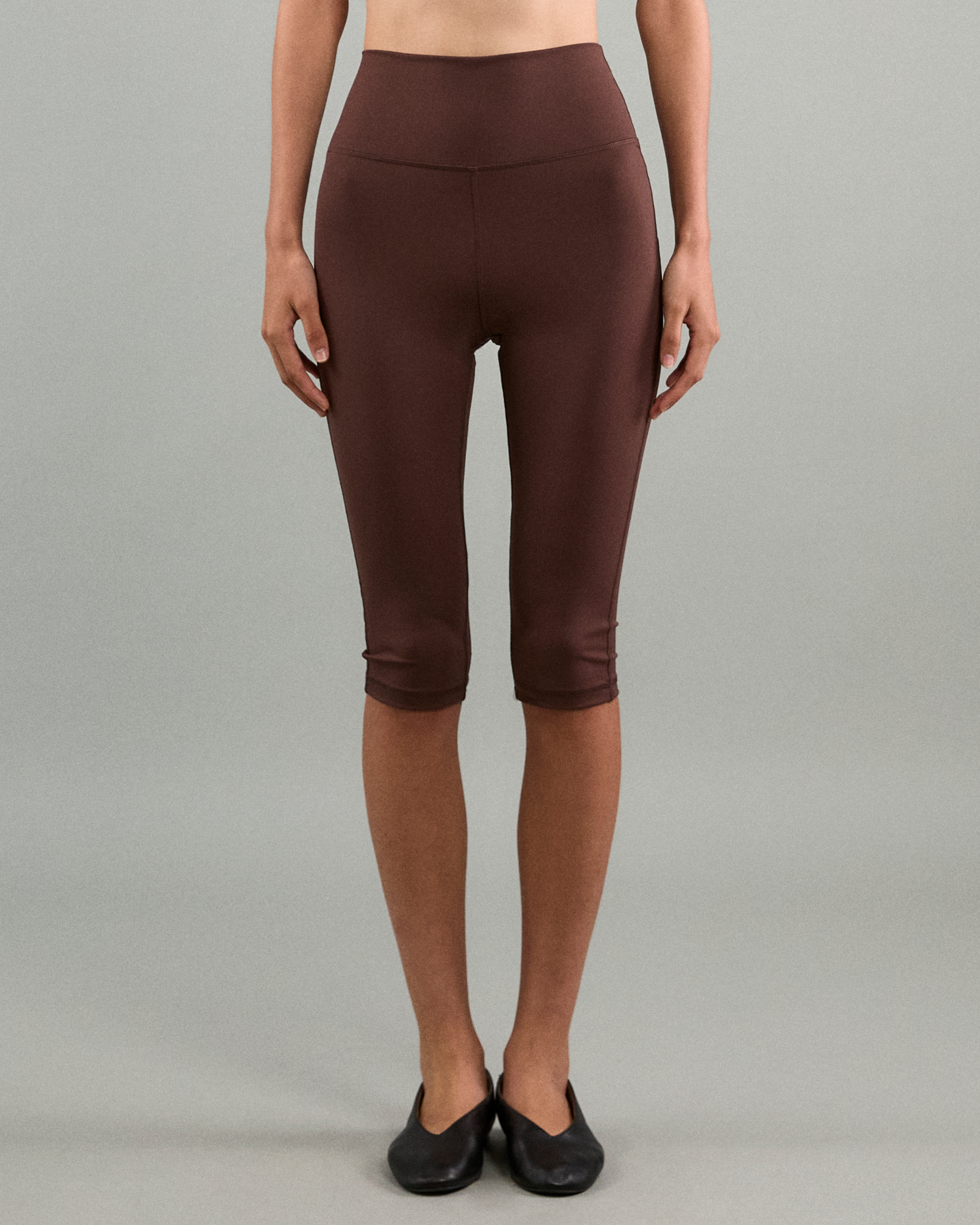 Athleisure Athletic Club - AMR Active High-Waist Iconic 90's Capri in Brown