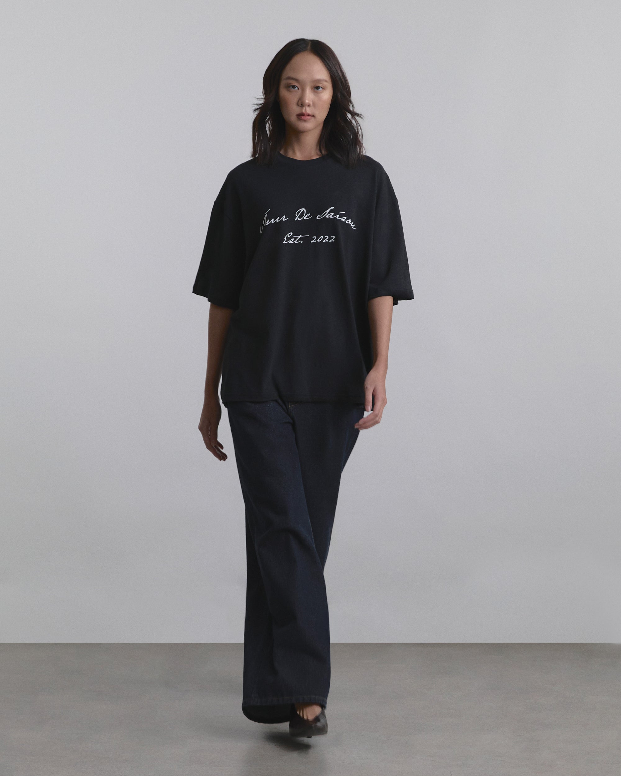 Wardrobe I - AMR Hand Writing Logo Hemp Box Fit T-Shirt in Black