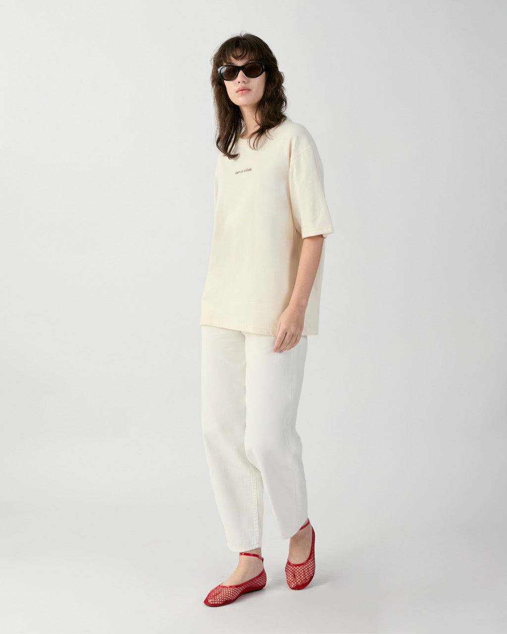 En Couleurs - AMR Logo Embroidery Oversized T-Shirt (Relaxed) in Cream