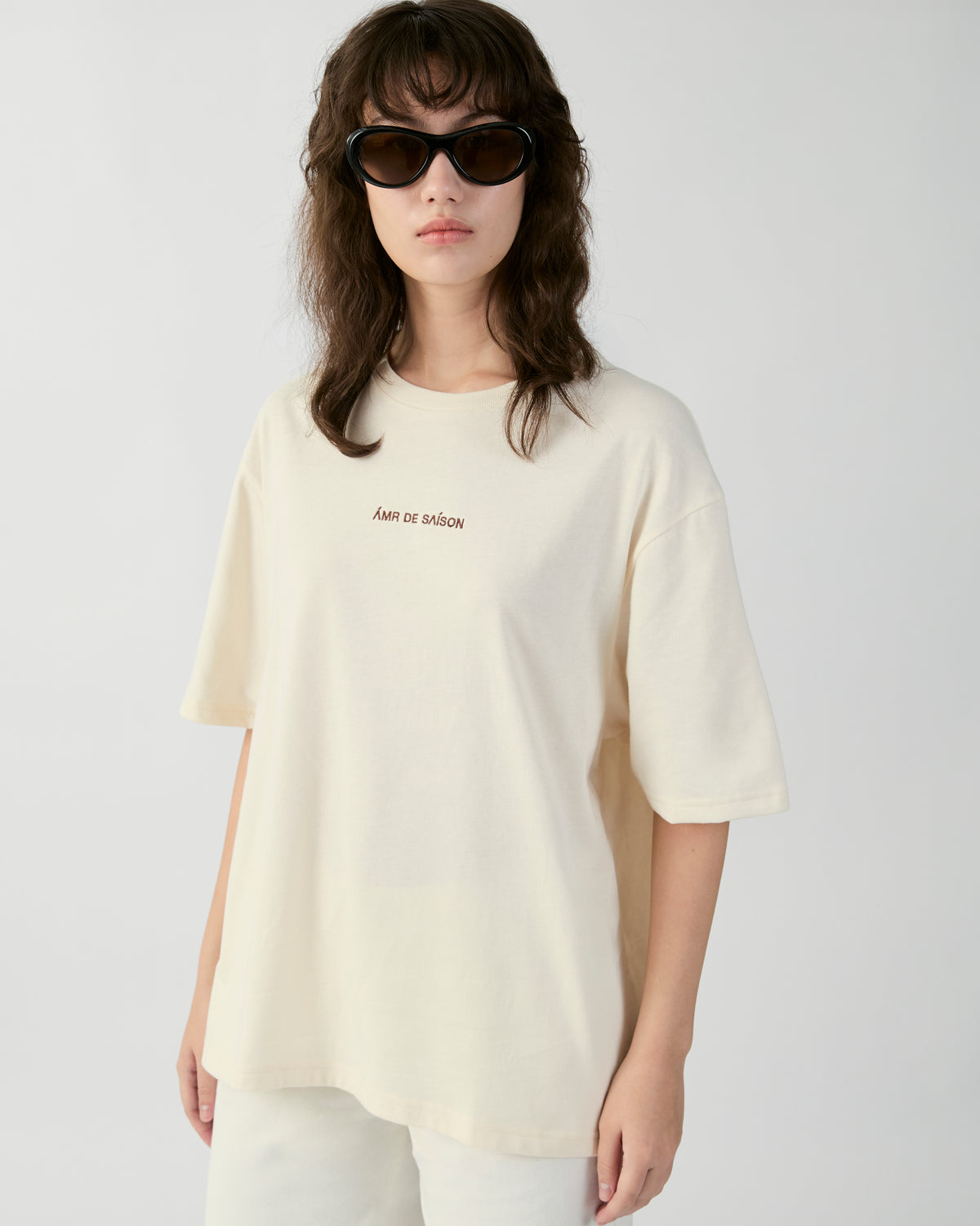 AMR DE SAISON - AMR Logo Embroidery Oversized T-Shirt (Relaxed) / GWP (100% off)