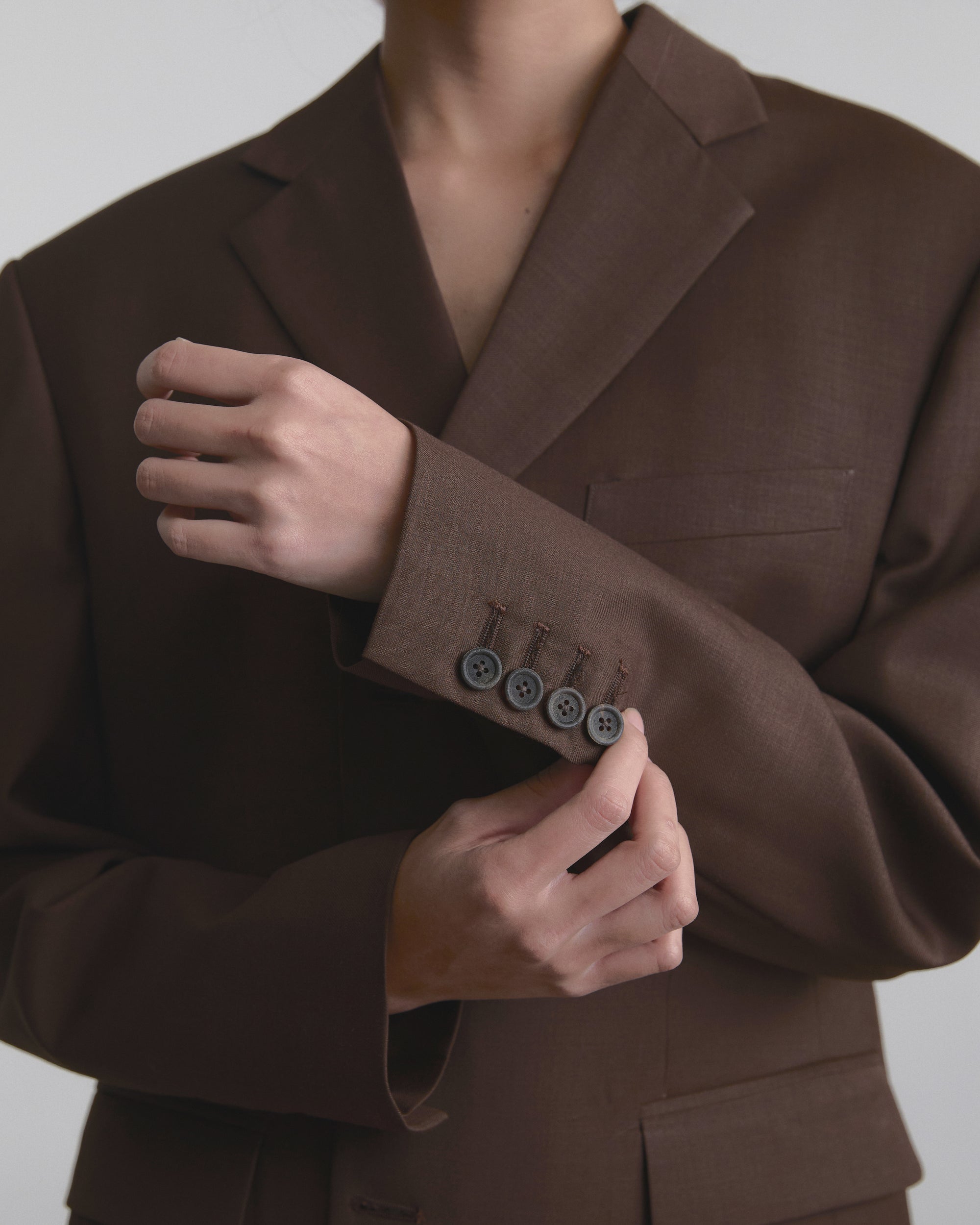 Wardrobe I - AMR Single-Breasted Blazer in Brown