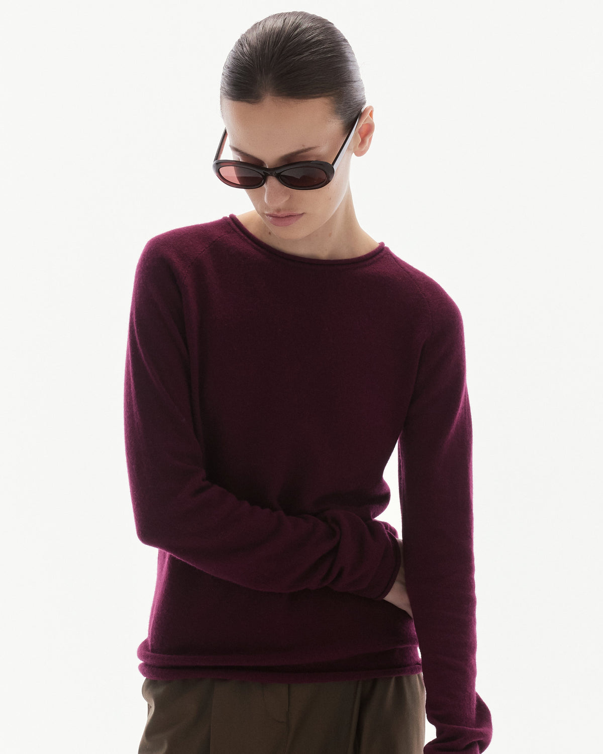 Wardrobe lll - AMR Lightweight Knit Raglan Long Sleeve T-Shirt in Vintage Wine