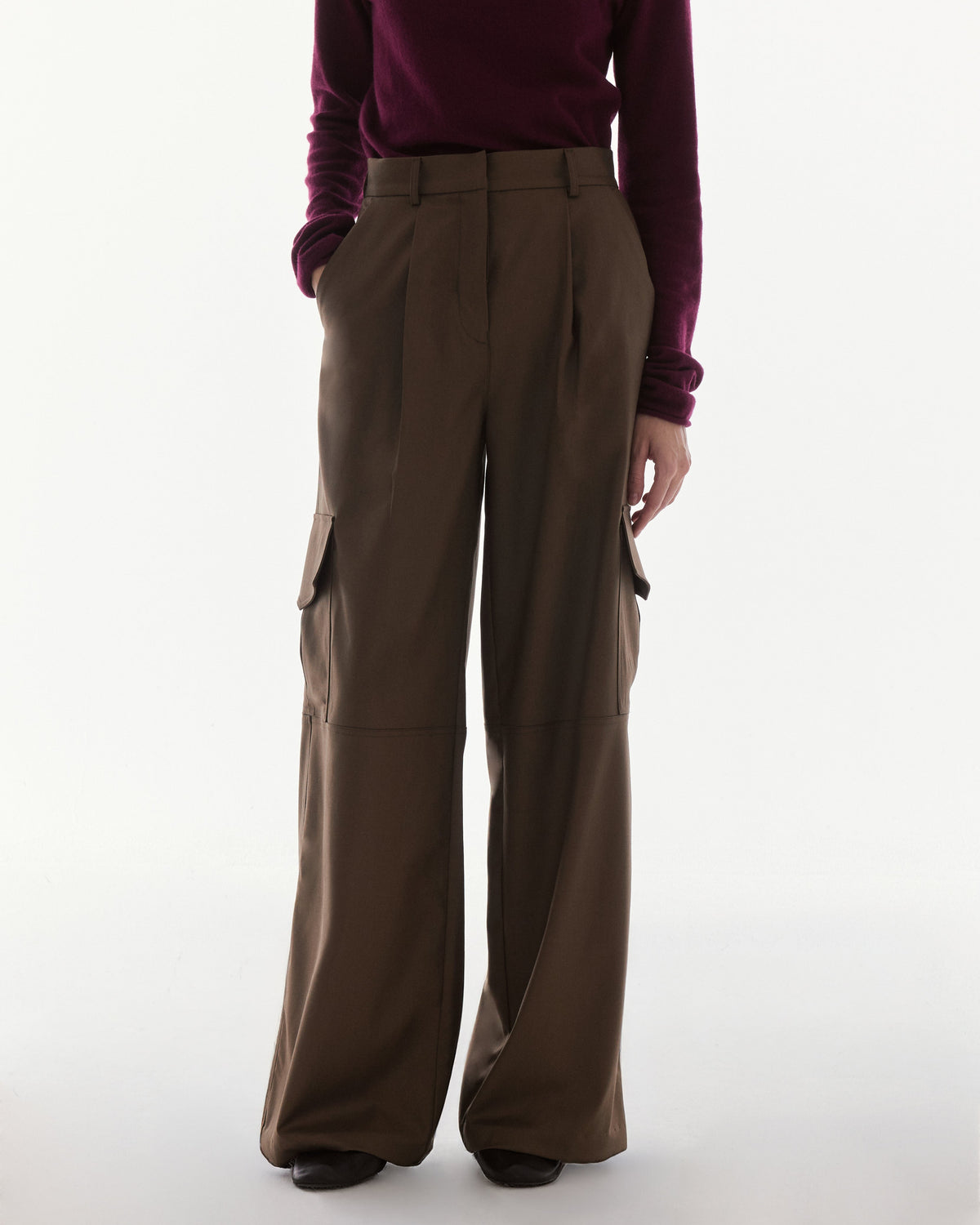 Wardrobe lll - AMR Tailored Cargo Pants in Brown