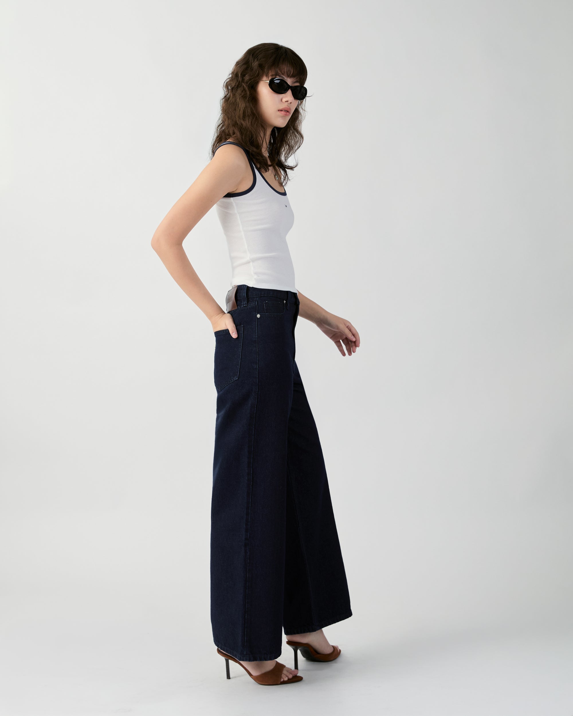 En Couleurs - AMR High Rise Wide Leg Jeans in Indigo Denim