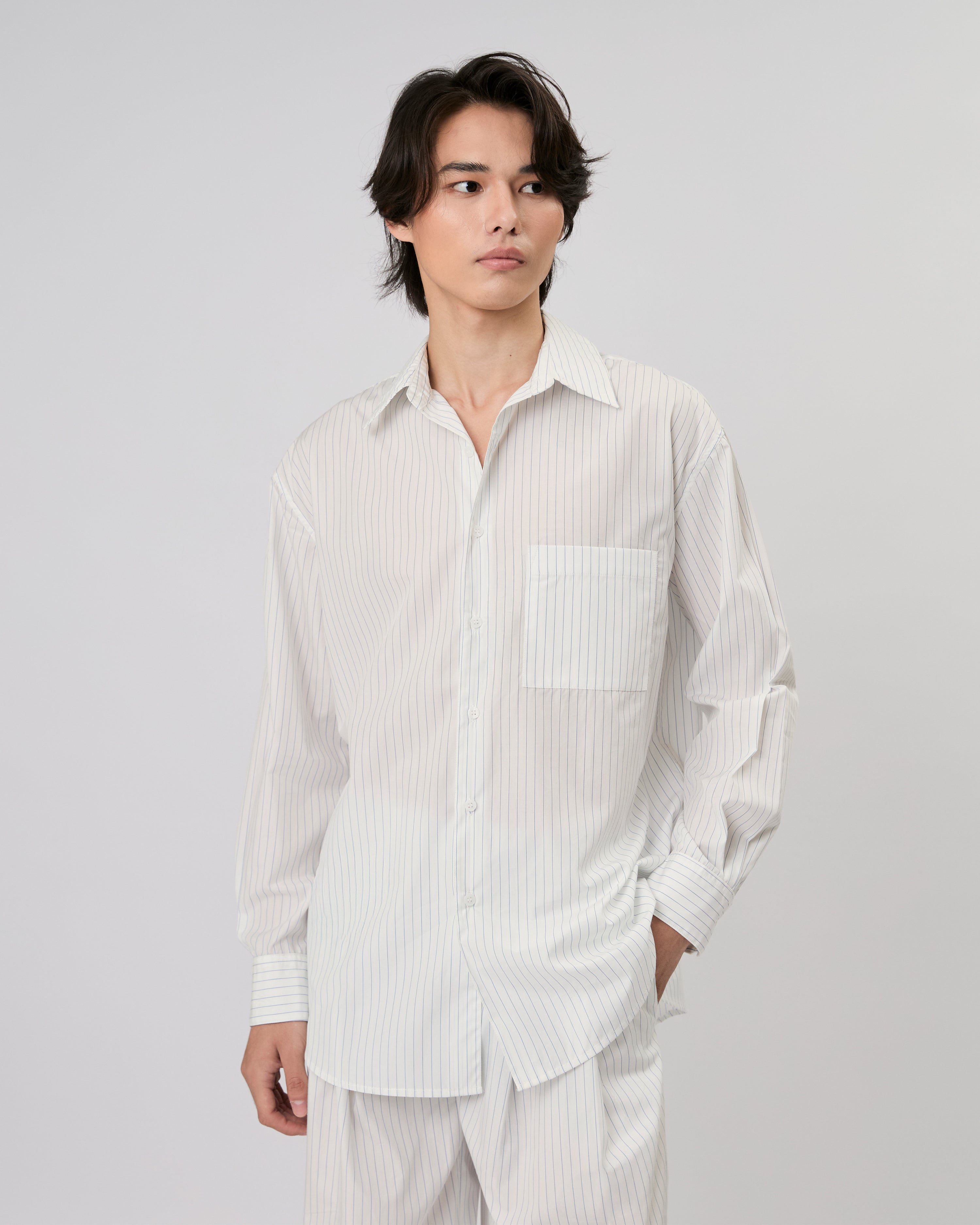 New Urban Drop - Classic Oversized Shirt in White Blue Stripe
