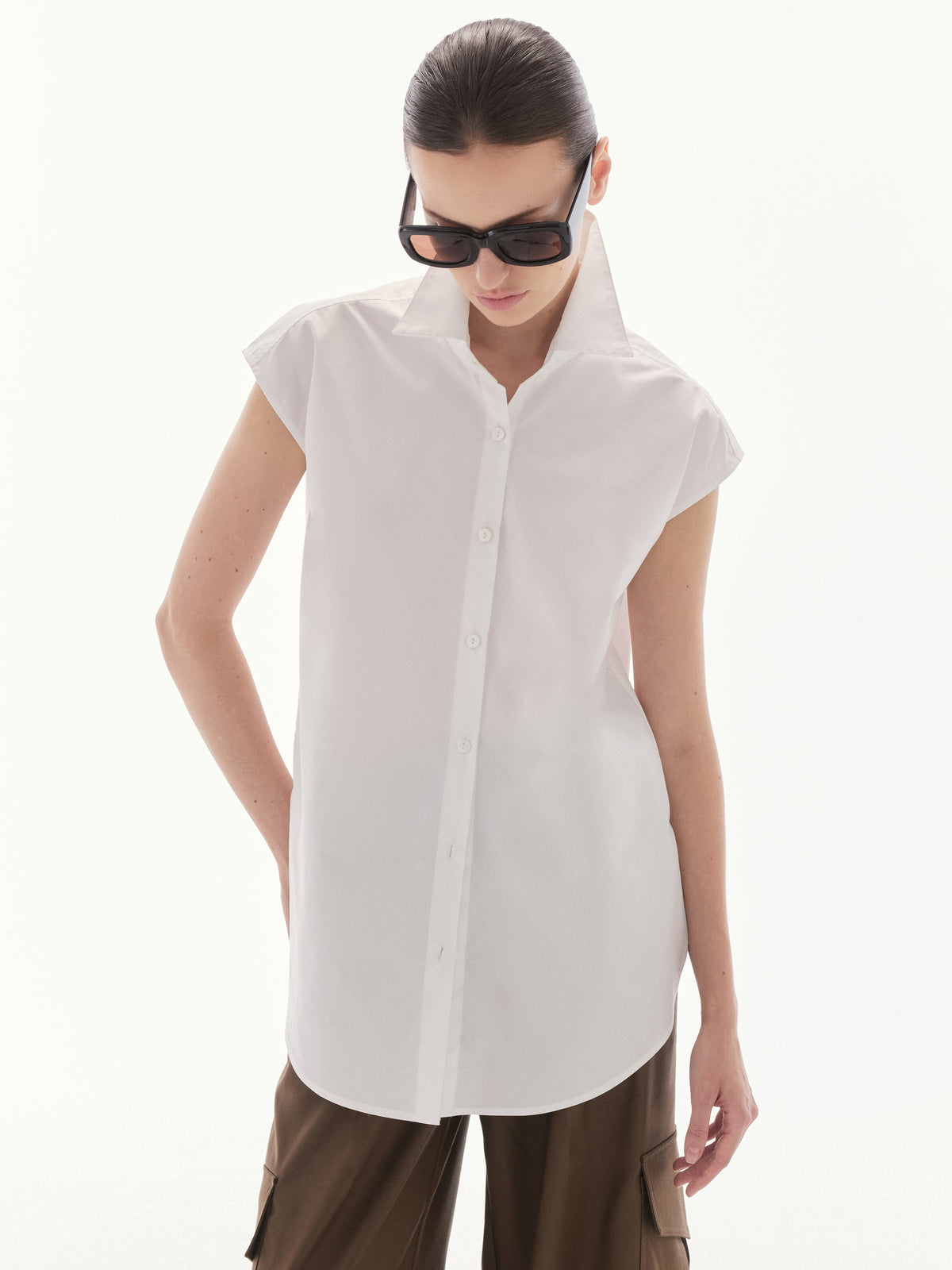 Wardrobe lll - AMR Sleeveless Shirt in Poplin White