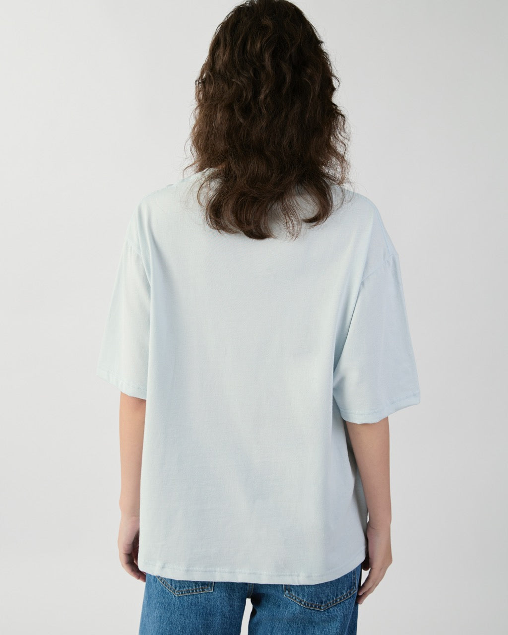 En Couleurs - AMR Logo Embroidery Oversized T-Shirt (Relaxed) in Light Blue