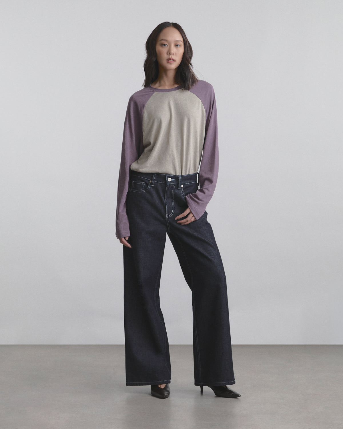 Wadrobe II - AMR Cotton Slub Raglan Long Sleeve T-Shirt in Grey/Purple
