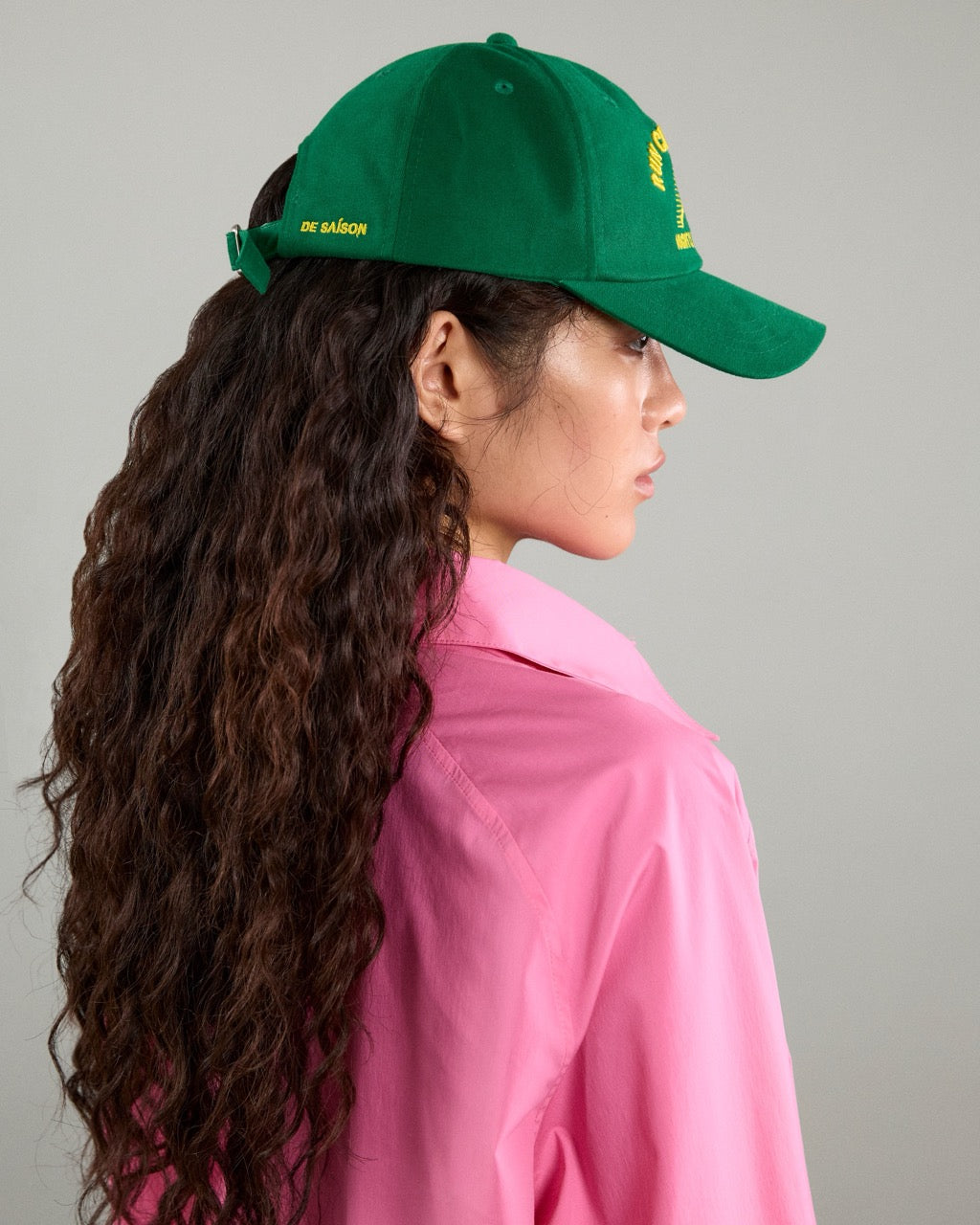 Athleisure Athletic Club - AMR Run Club Logo Cap in Green