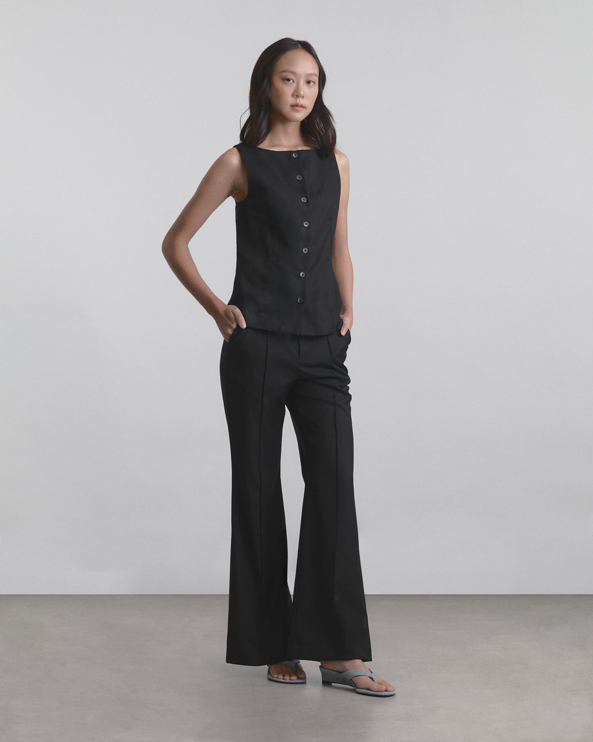 Wardrobe II - AMR Flared Pants in Black