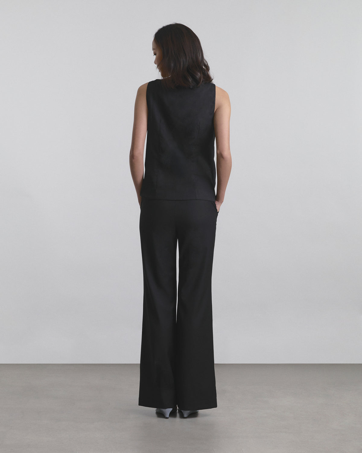 Wardrobe II - AMR Flared Pants in Black