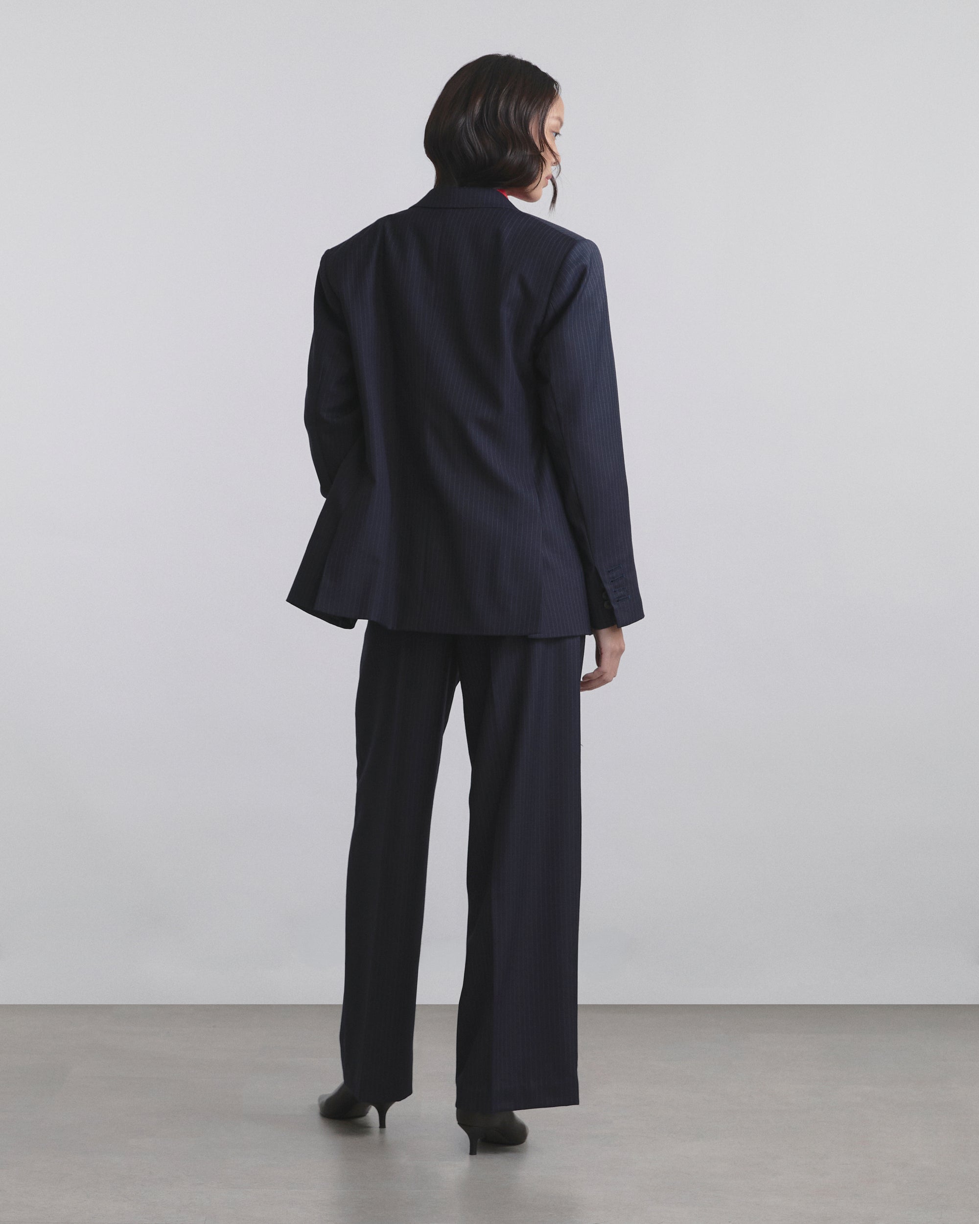 Wardrobe I - AMR Wide-Leg Single-Pleated Trousers in Navy Blue Stripe