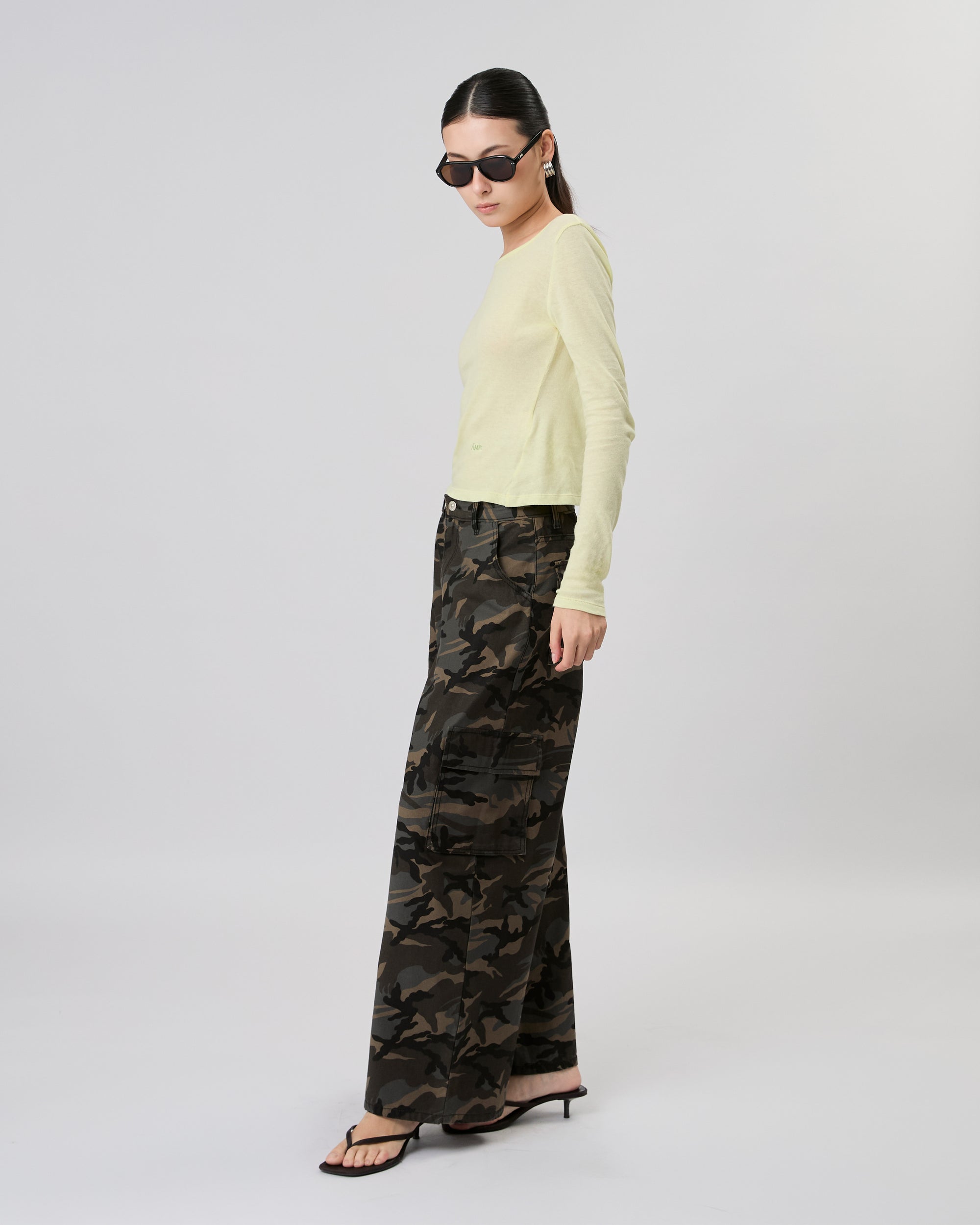New Urban Drop - Baggy Cargo - Camo in Camouflage Green