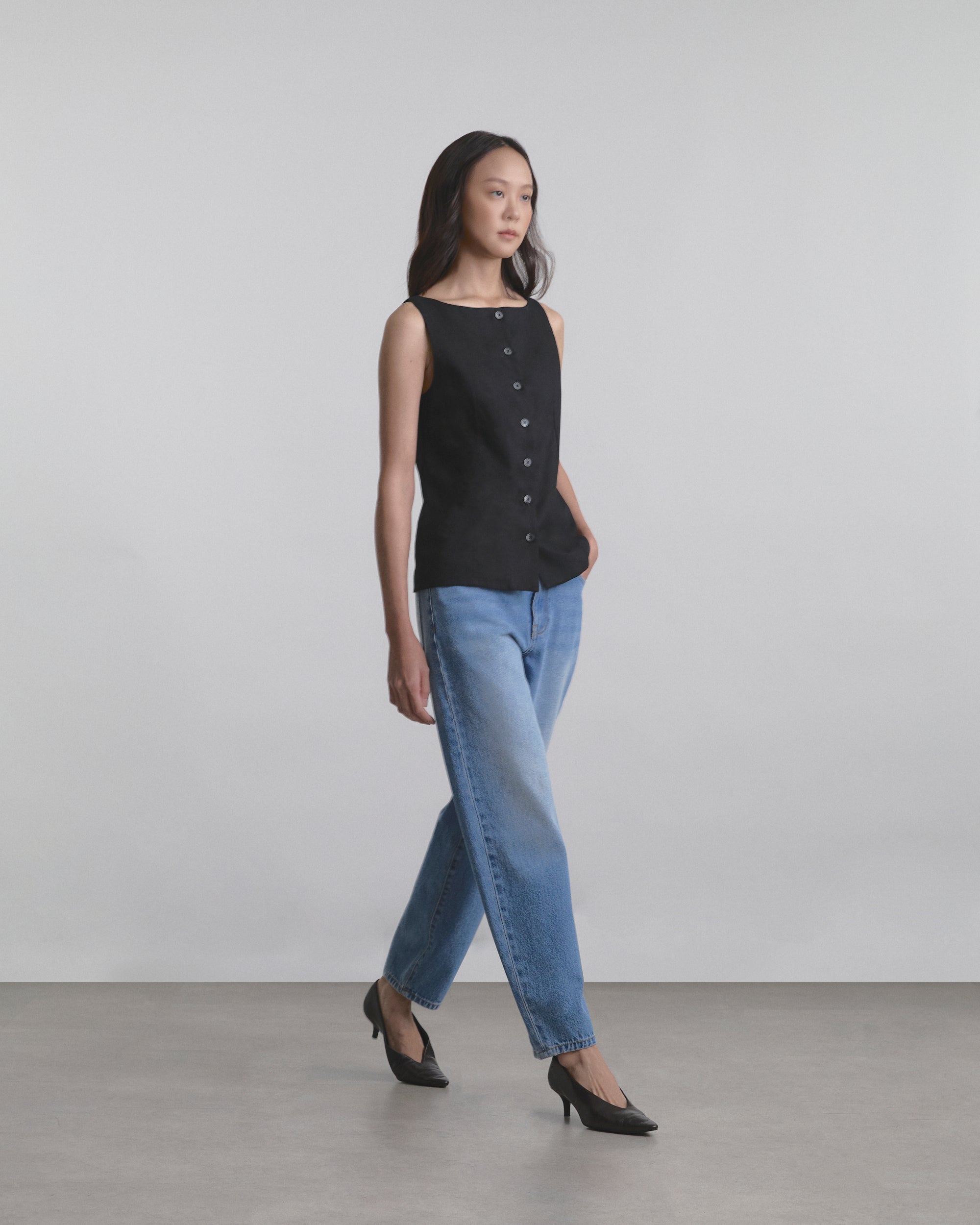 Wardrobe I - AMR Scoop-Neck Tank Vest in Black