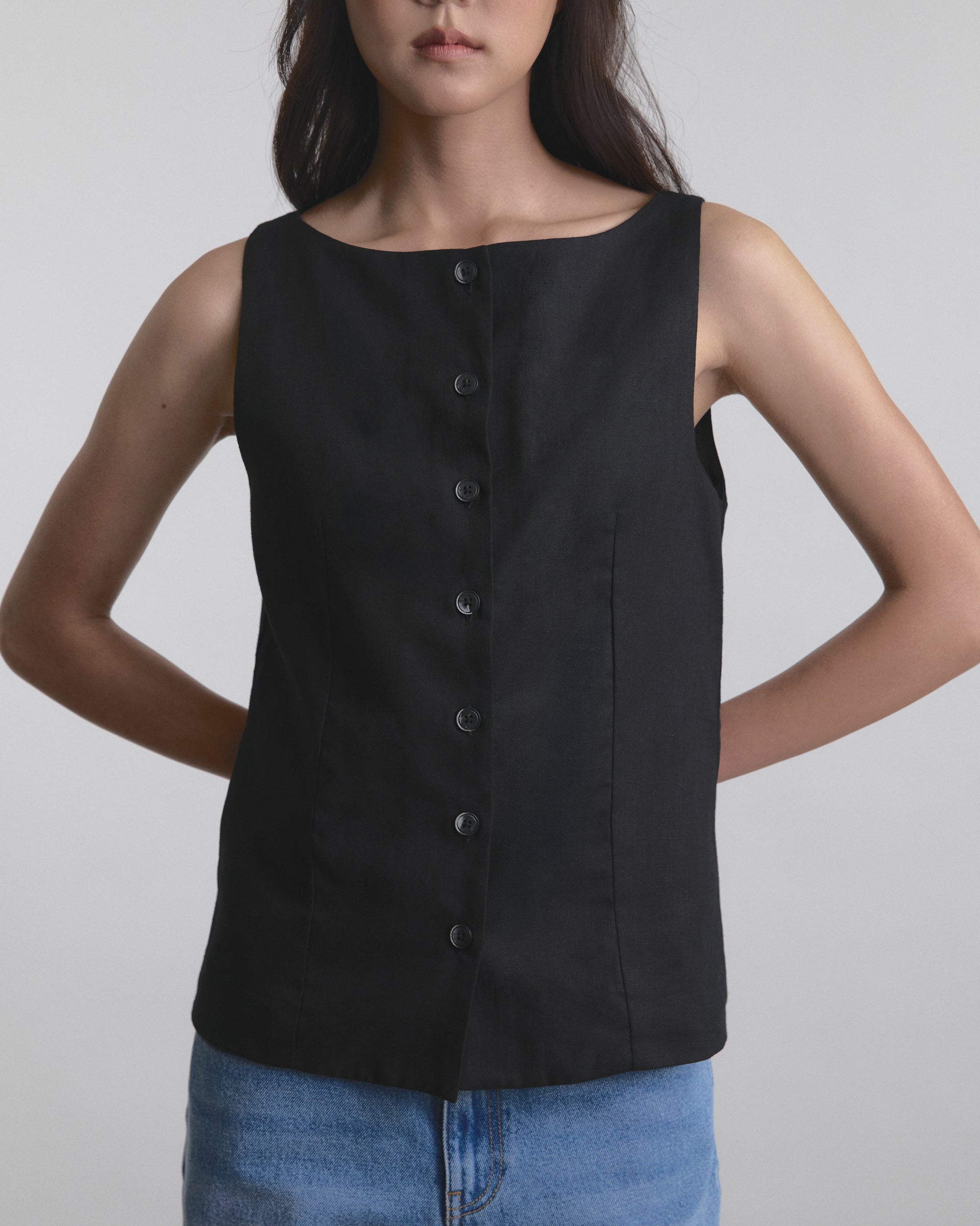 Wardrobe I - AMR Scoop-Neck Tank Vest in Black