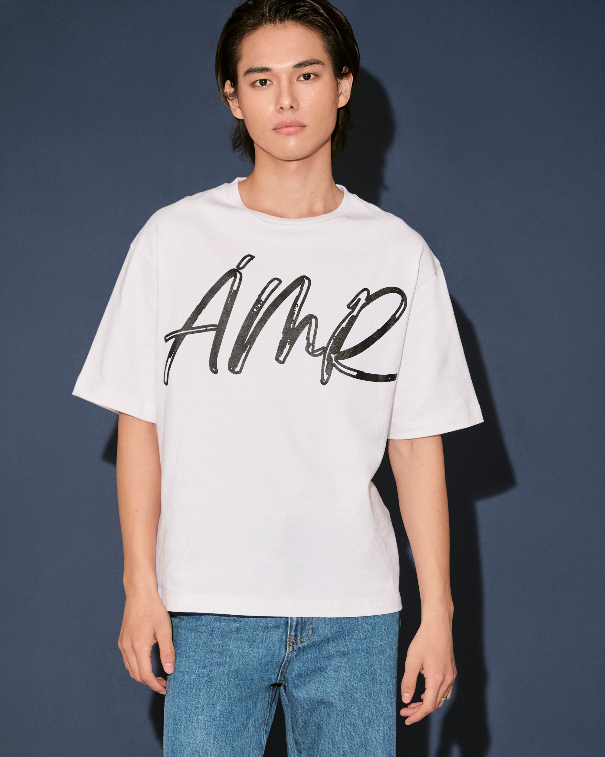 New Urban Drop - AMR Brush Logo Oversized T-Shirt in White