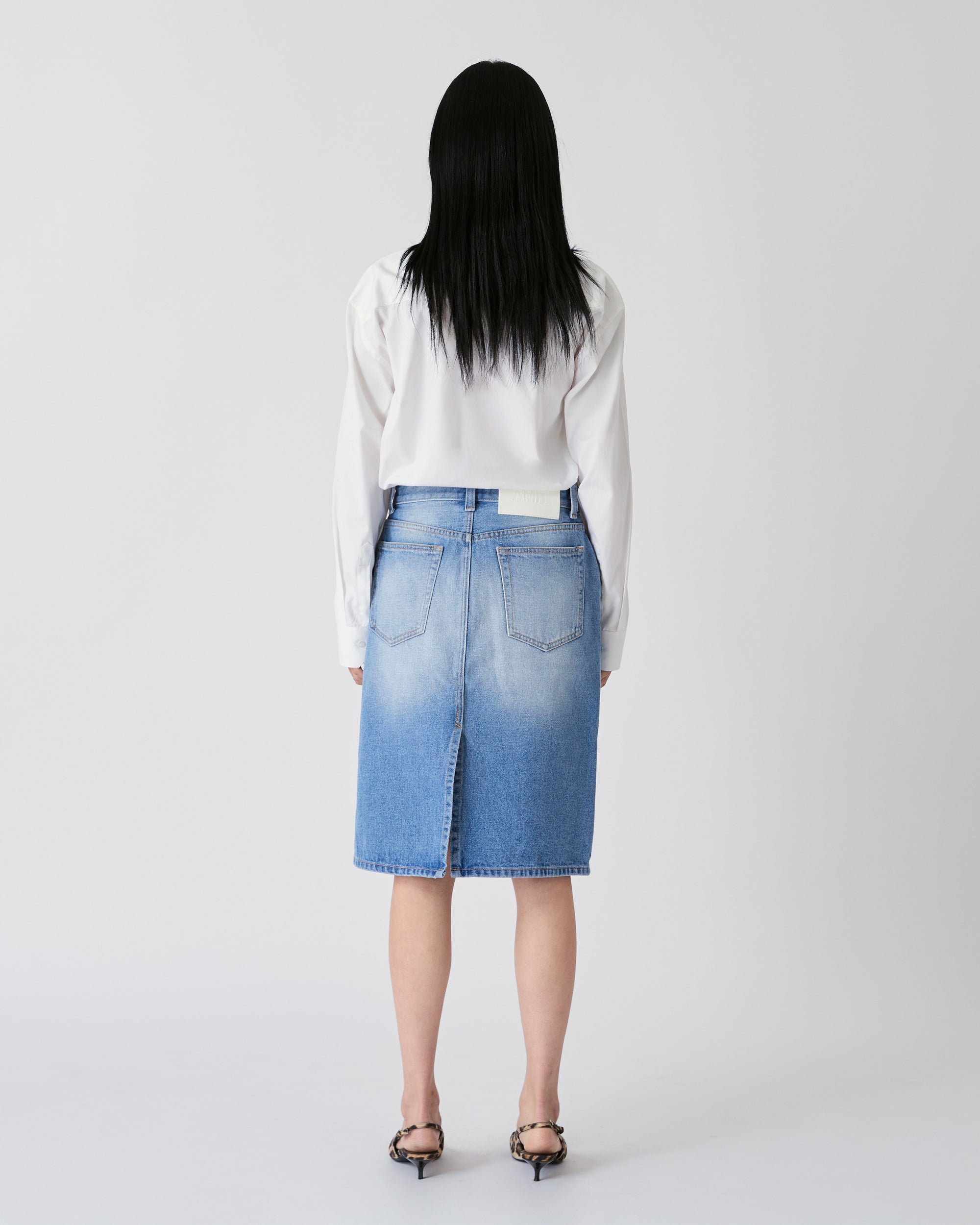 Decouvrir - Midi Denim Skirt in Light Blue Vintage Wash