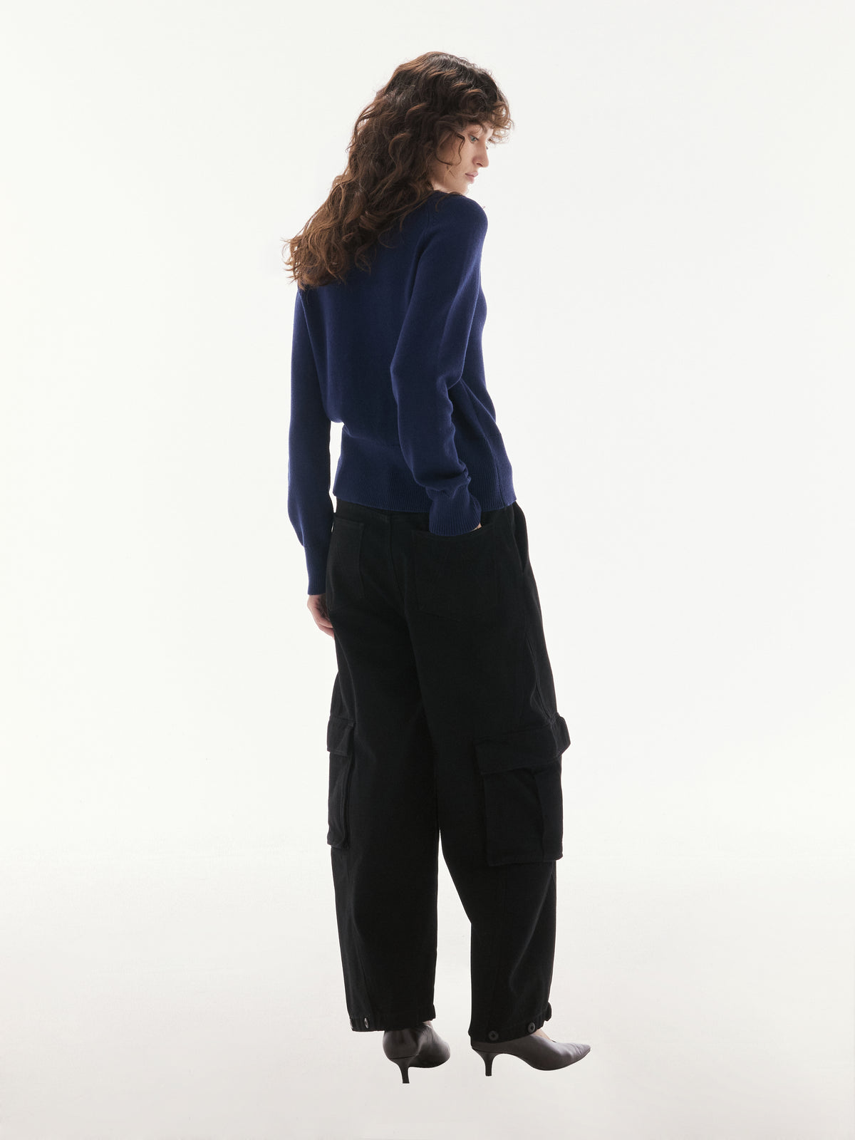 Wardrobe lll - AMR Barrel Cargo Pants in Black