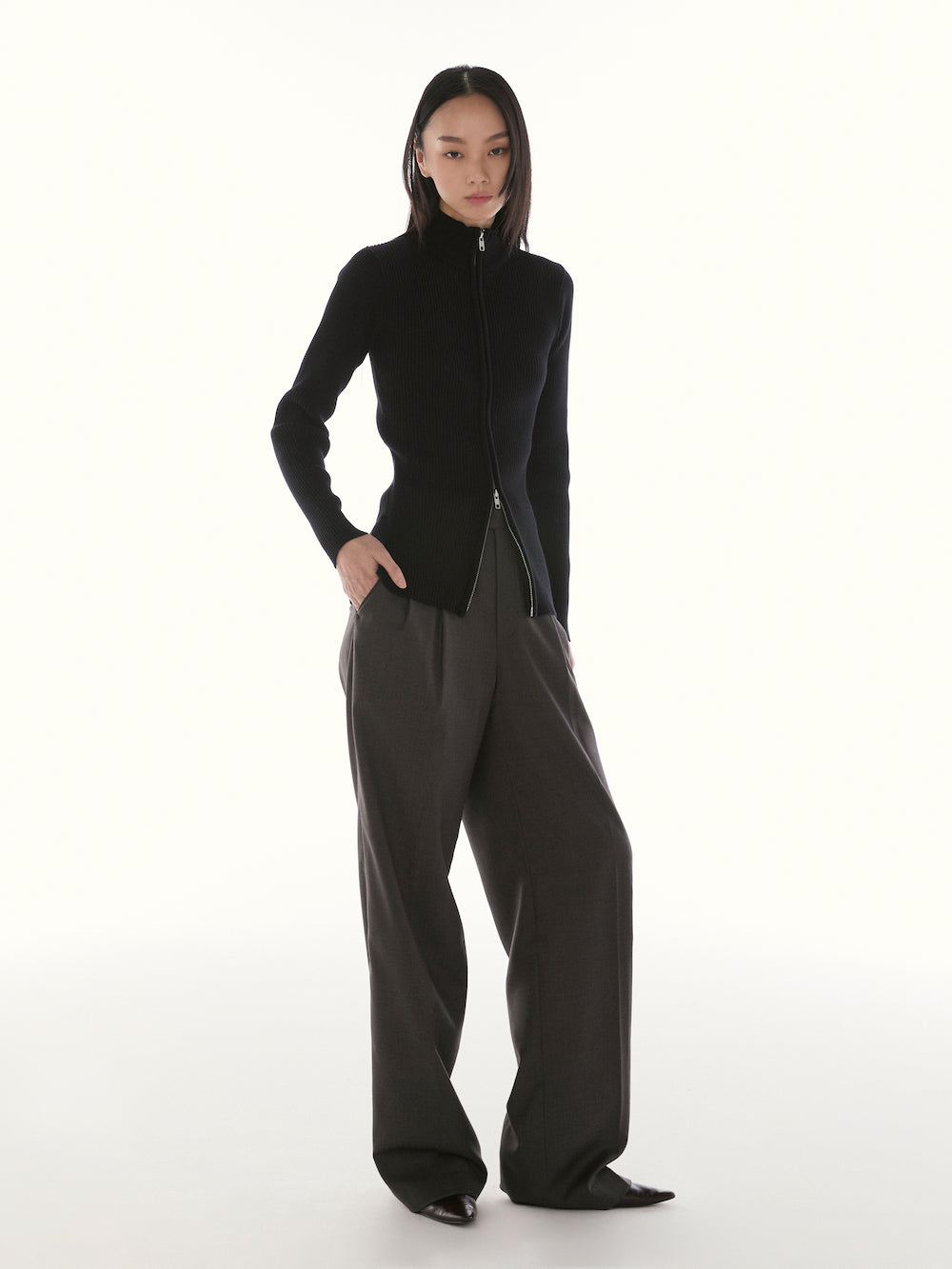 Le Fauve - AMR Pleated Wide Legs Trousers in Grey