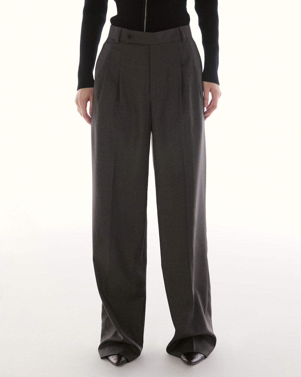 Le Fauve - AMR Pleated Wide Legs Trousers in Grey