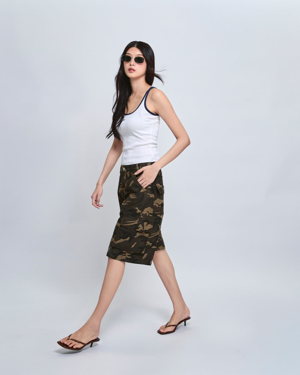 En Couleurs - AMR Cargo Shorts in Olive Camo