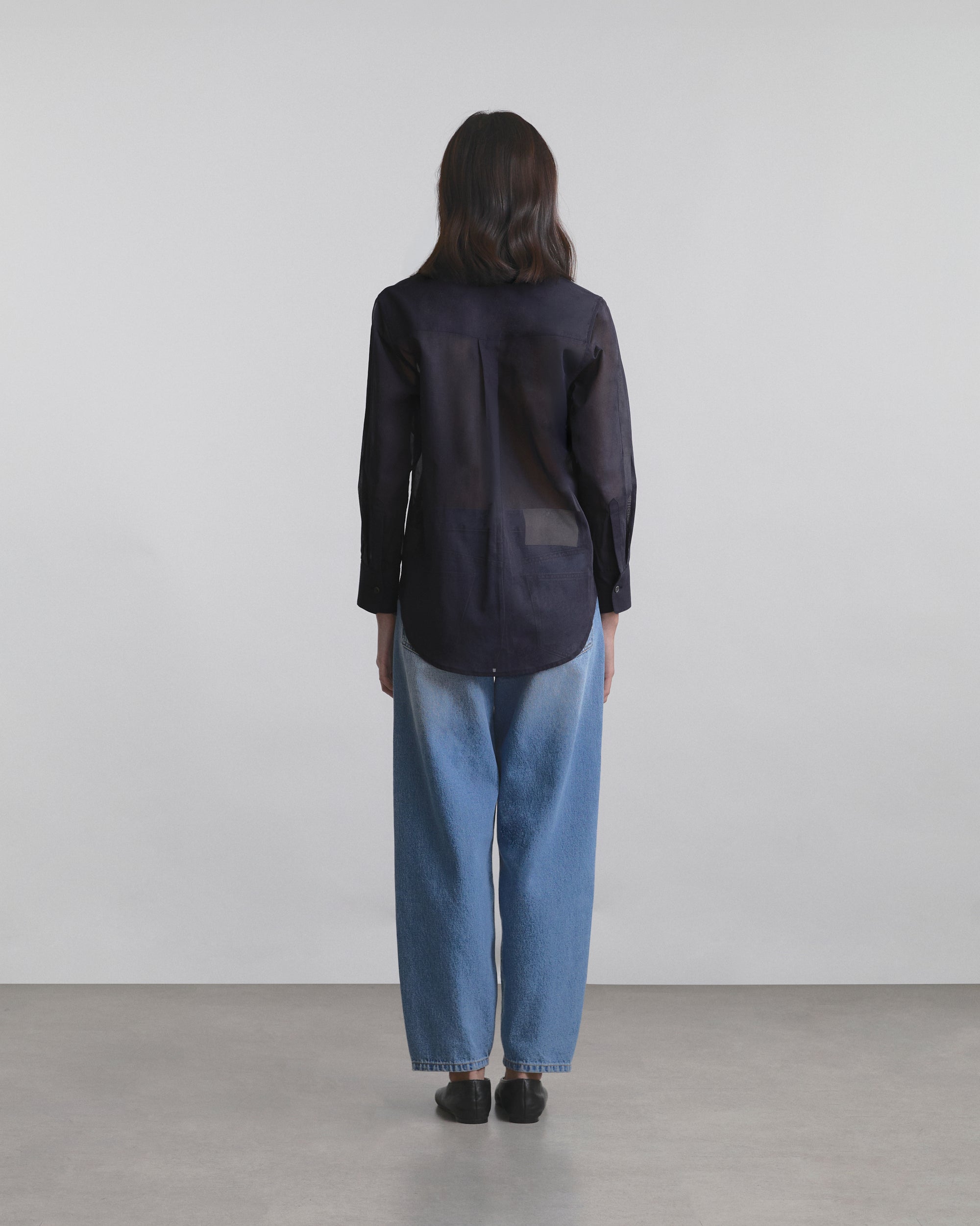Wardrobe I - AMR Regular Thin Shirt in Dark Navy