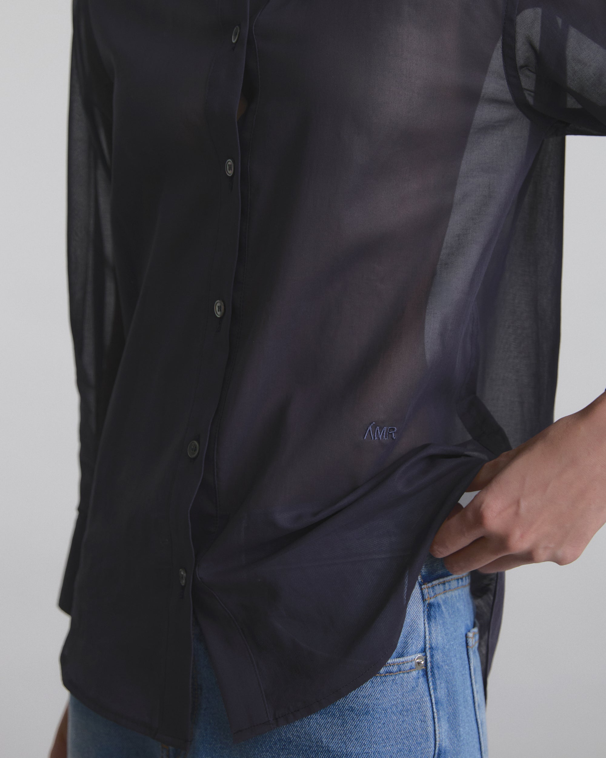 Wardrobe I - AMR Regular Thin Shirt in Dark Navy