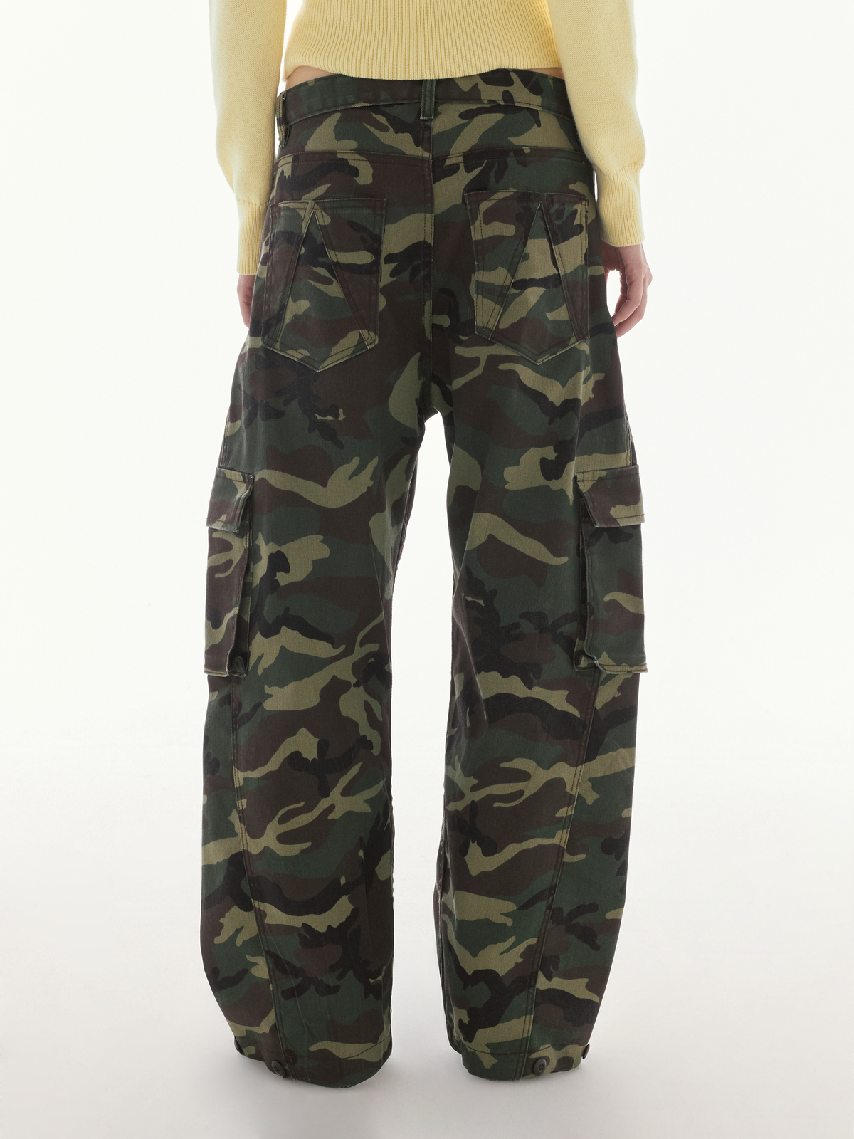 Wardrobe lll - AMR Barrel Cargo Camo Pants in Camo