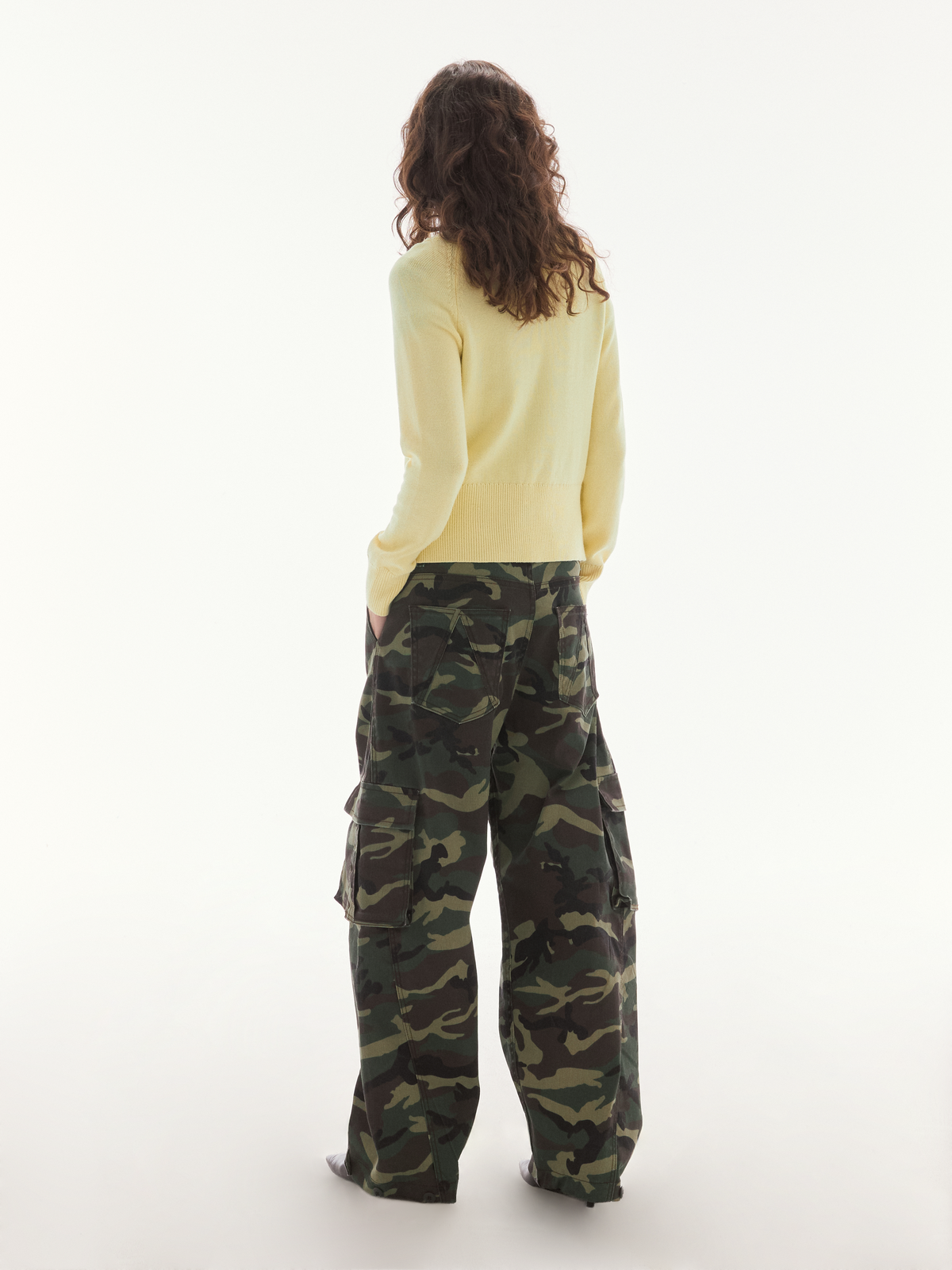 Wardrobe lll - AMR Barrel Cargo Camo Pants in Camo