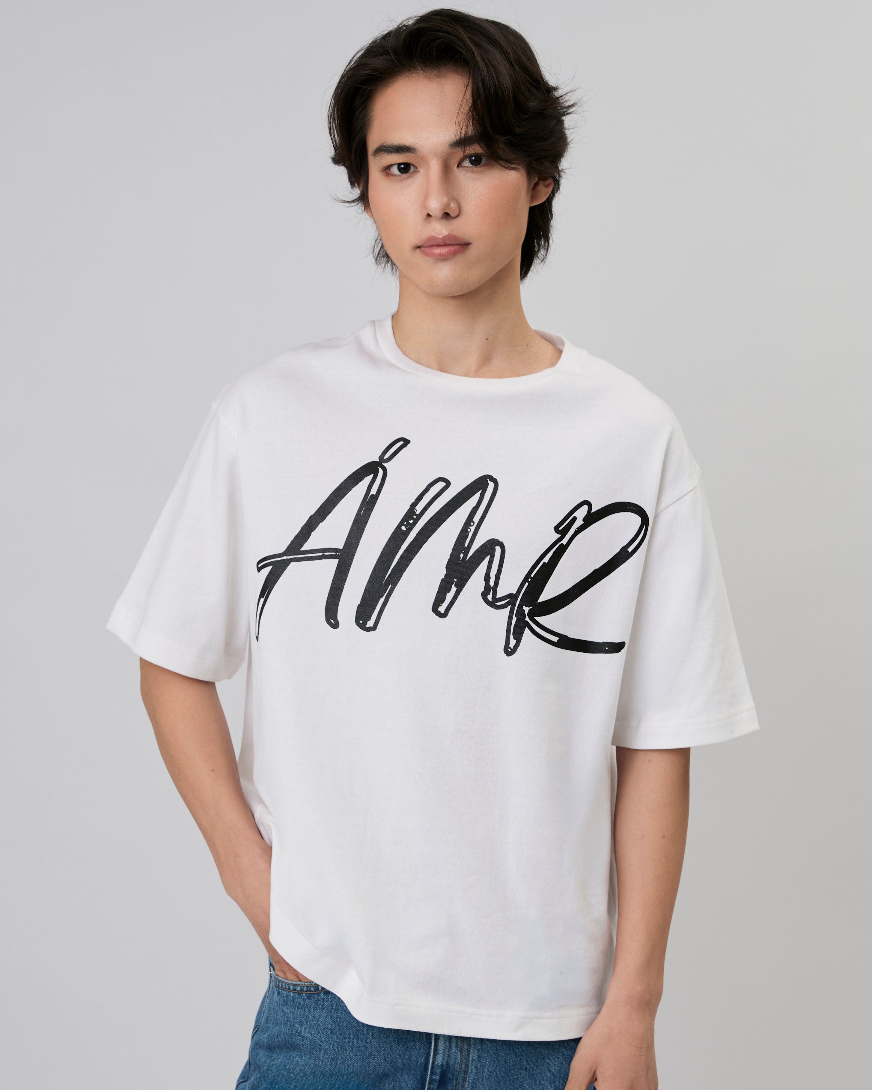 New Urban Drop - AMR Brush Logo Oversized T-Shirt in White