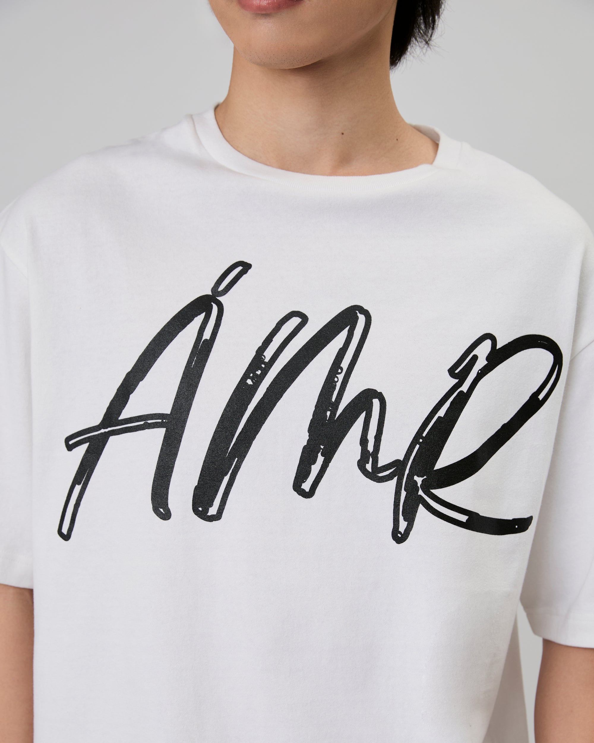 New Urban Drop - AMR Brush Logo Oversized T-Shirt in White