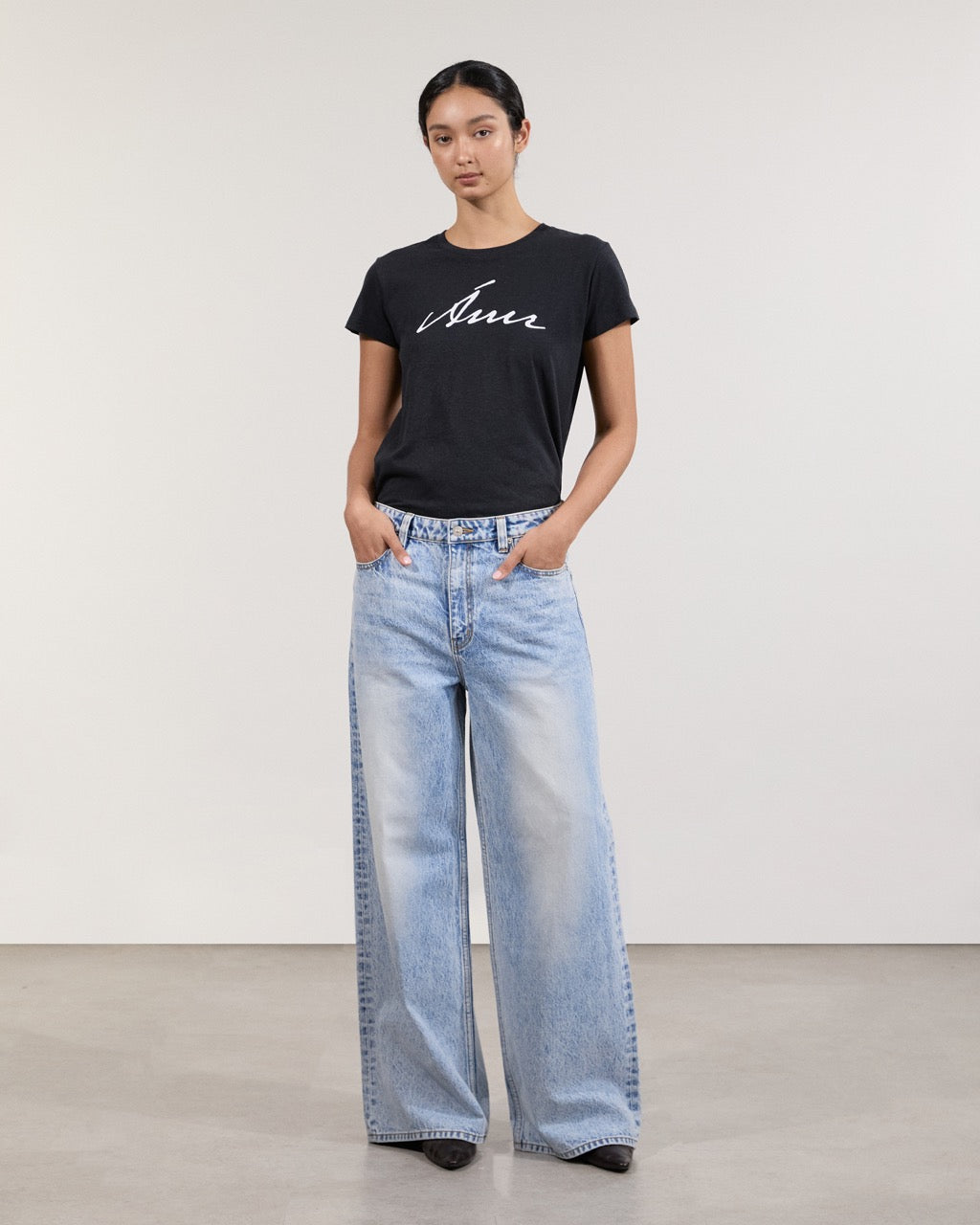 Wardrobe I - AMR Hand Writing Logo Hemp Slim-fit T-Shirt in Black