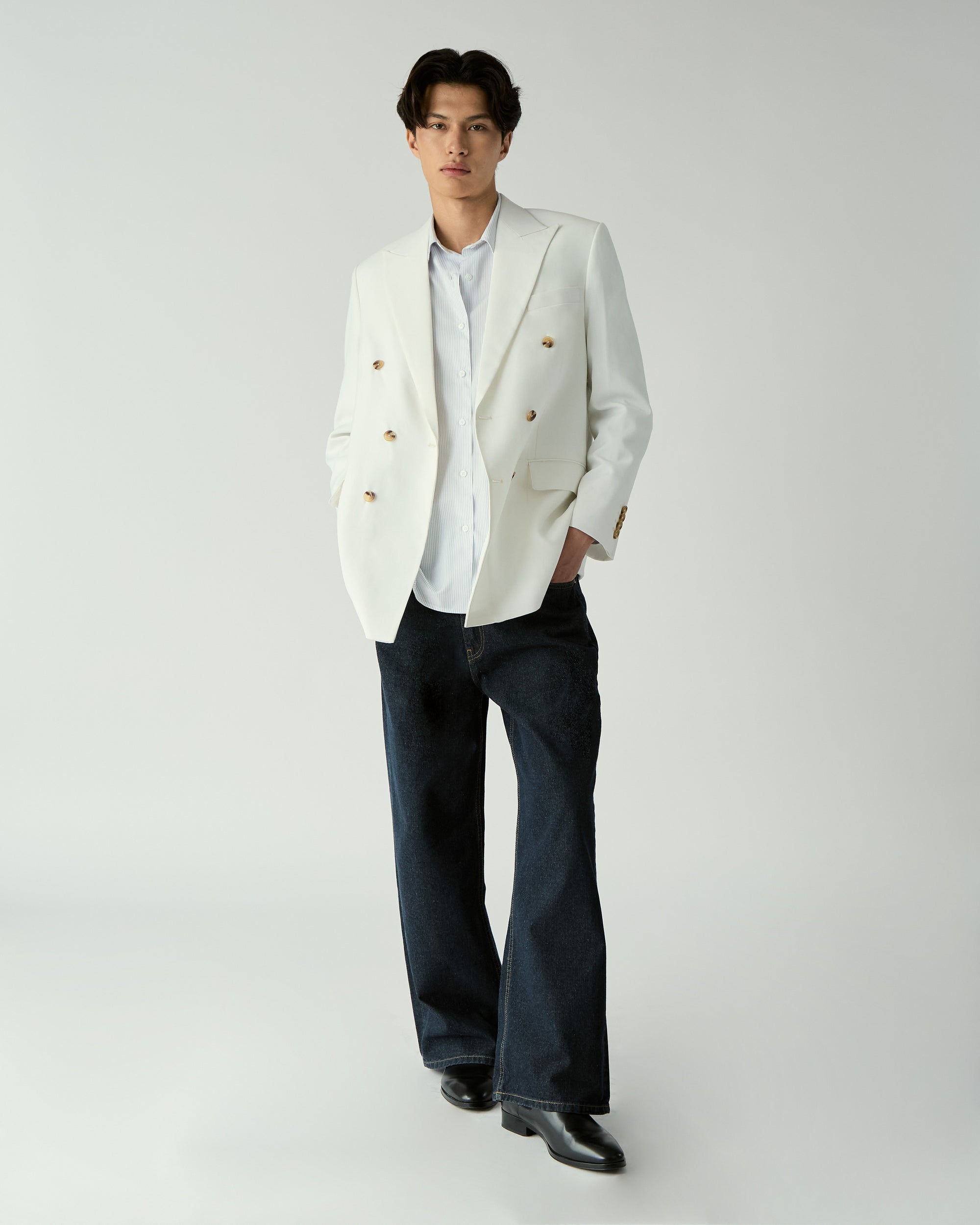 Le soleil d'été - Double Breasted Blazer in White