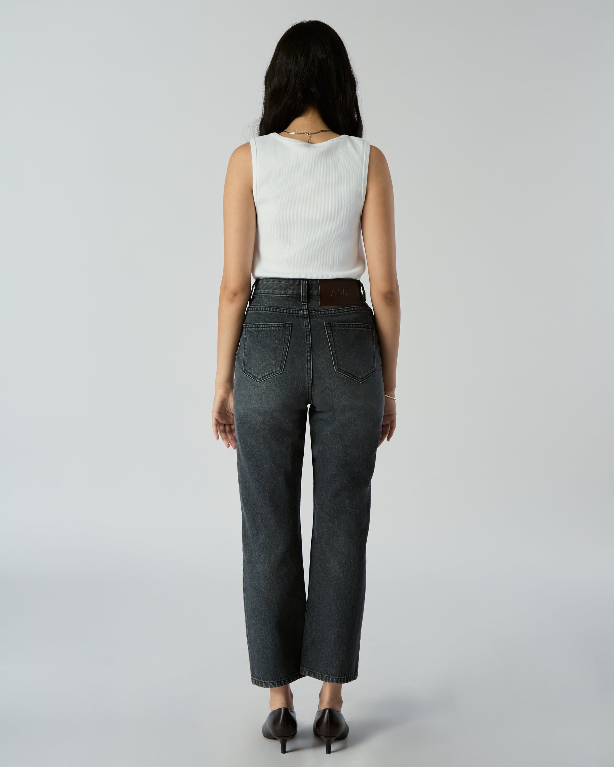 Le soleil d'ete - High Rise Straight Jeans in Light Grey