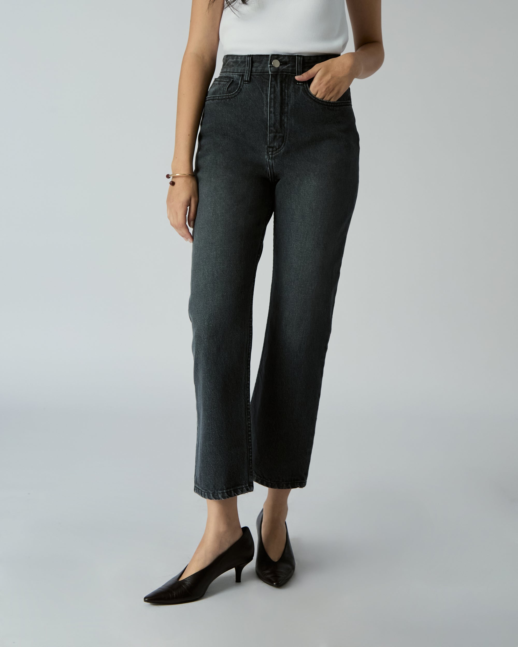 Le soleil d'ete - High Rise Straight Jeans in Light Grey