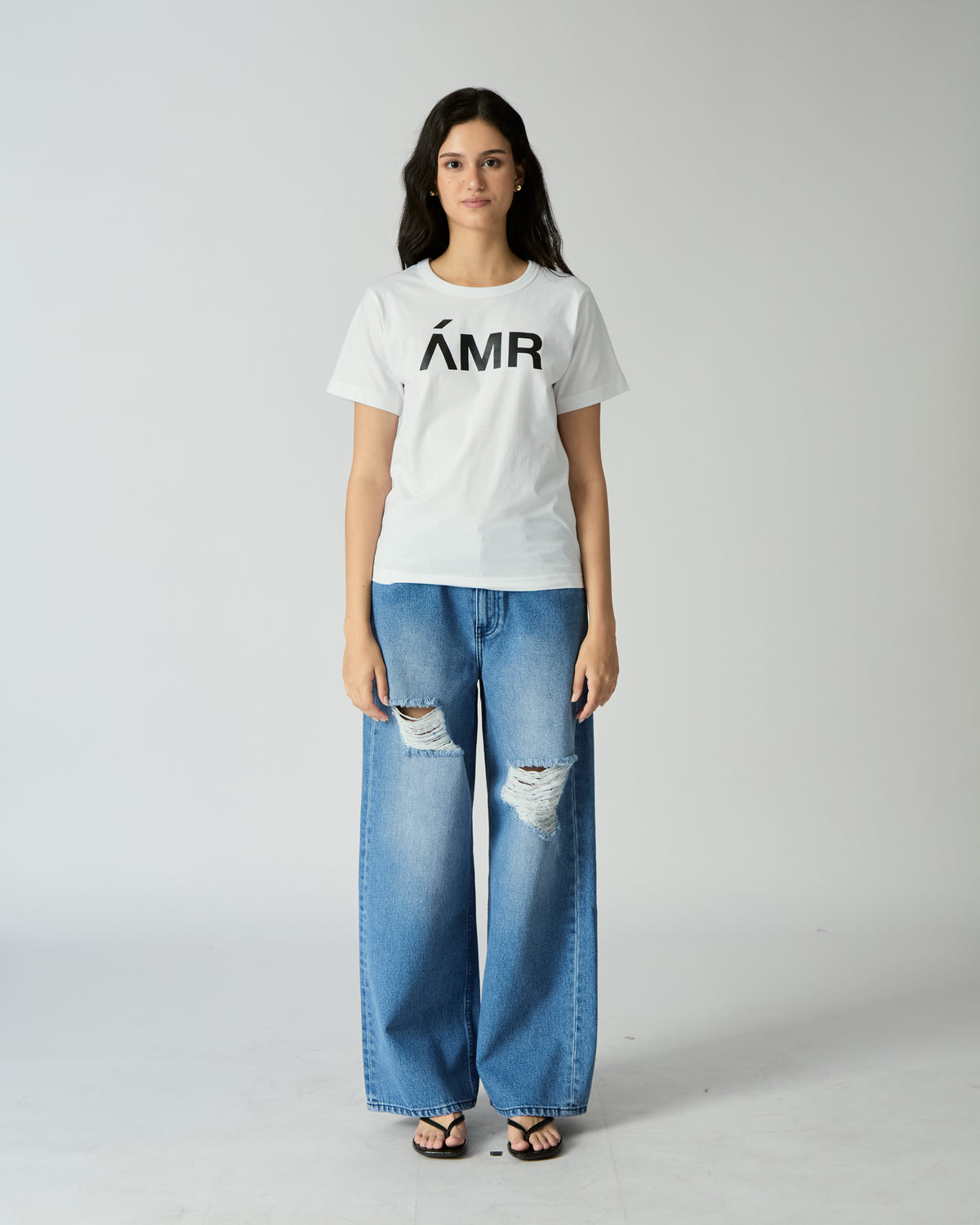 Decouvrir - AMR Slim Fit T-Shirt in White