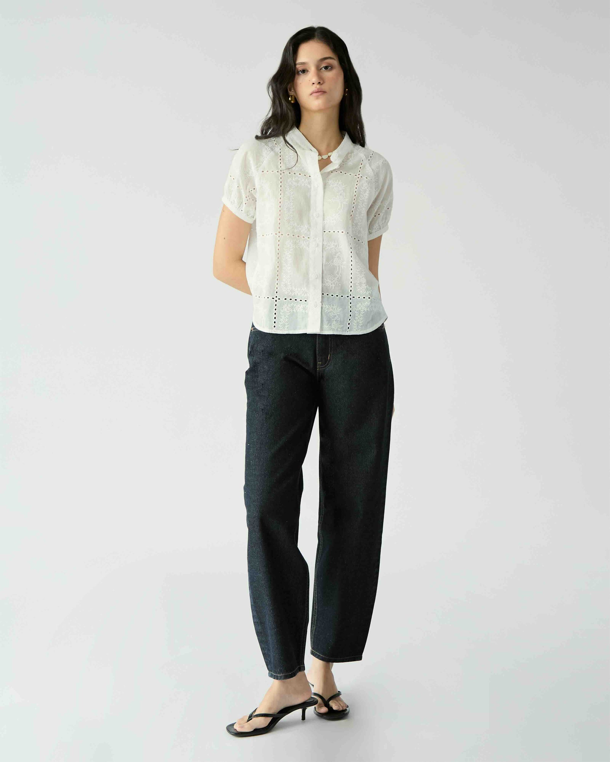 Le soleil d'ete - Grandad Embroidered Short Sleeve Shirt in White