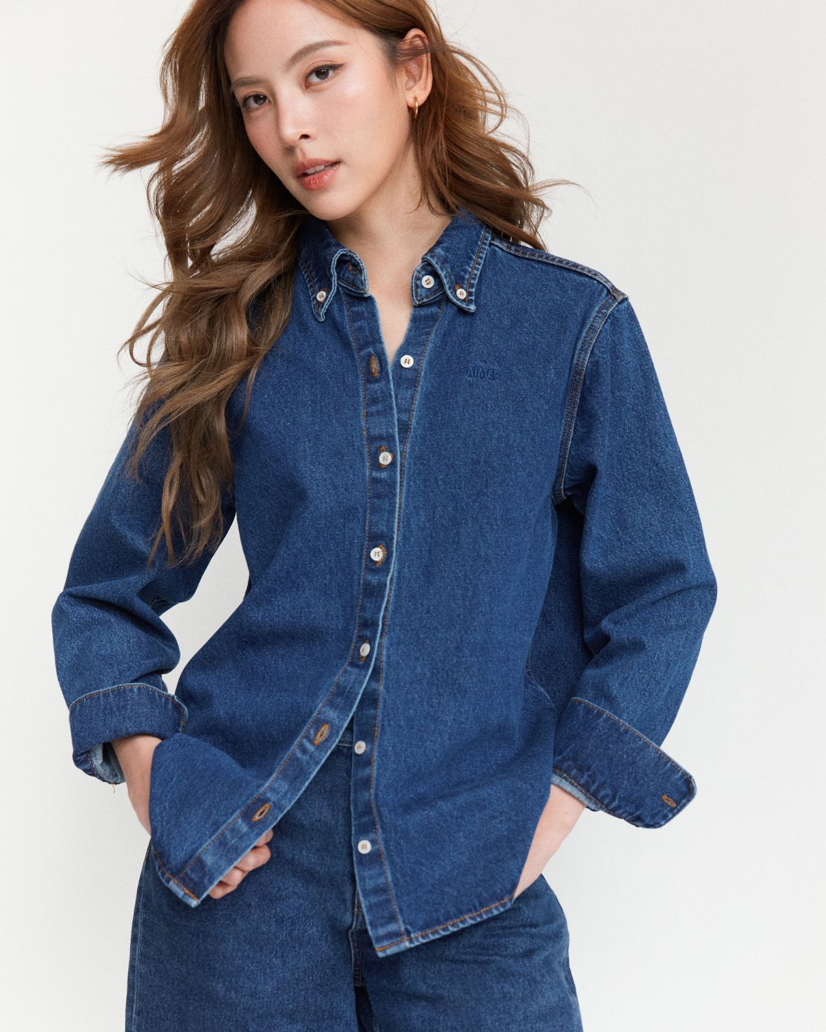 AMR DE SAISON  - Essential Regular Fit Shirt in Indigo Denim